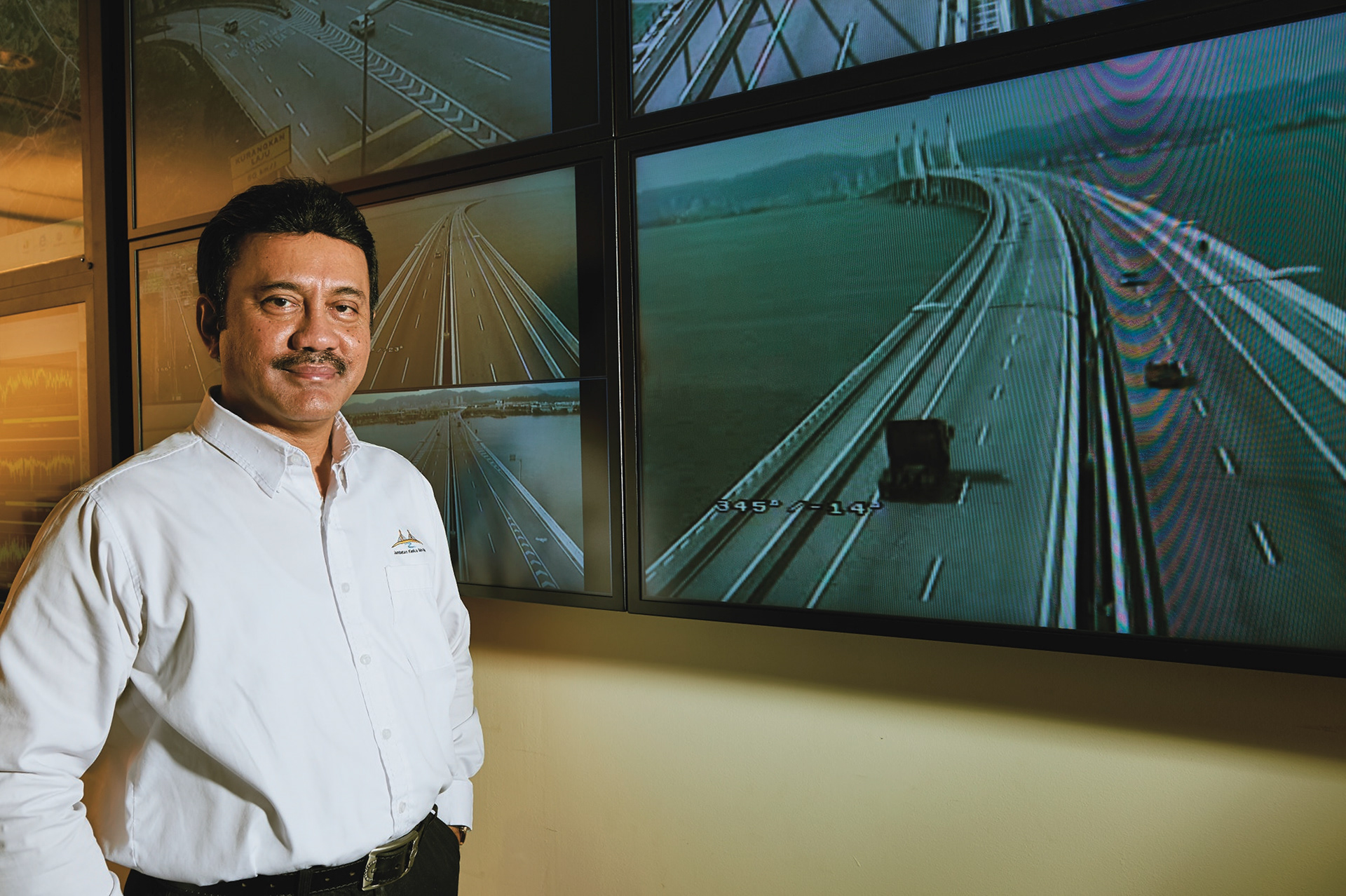 Portrait of Dato' Ir. Mohd Ashari Alias. MD of Jambatan Kedua