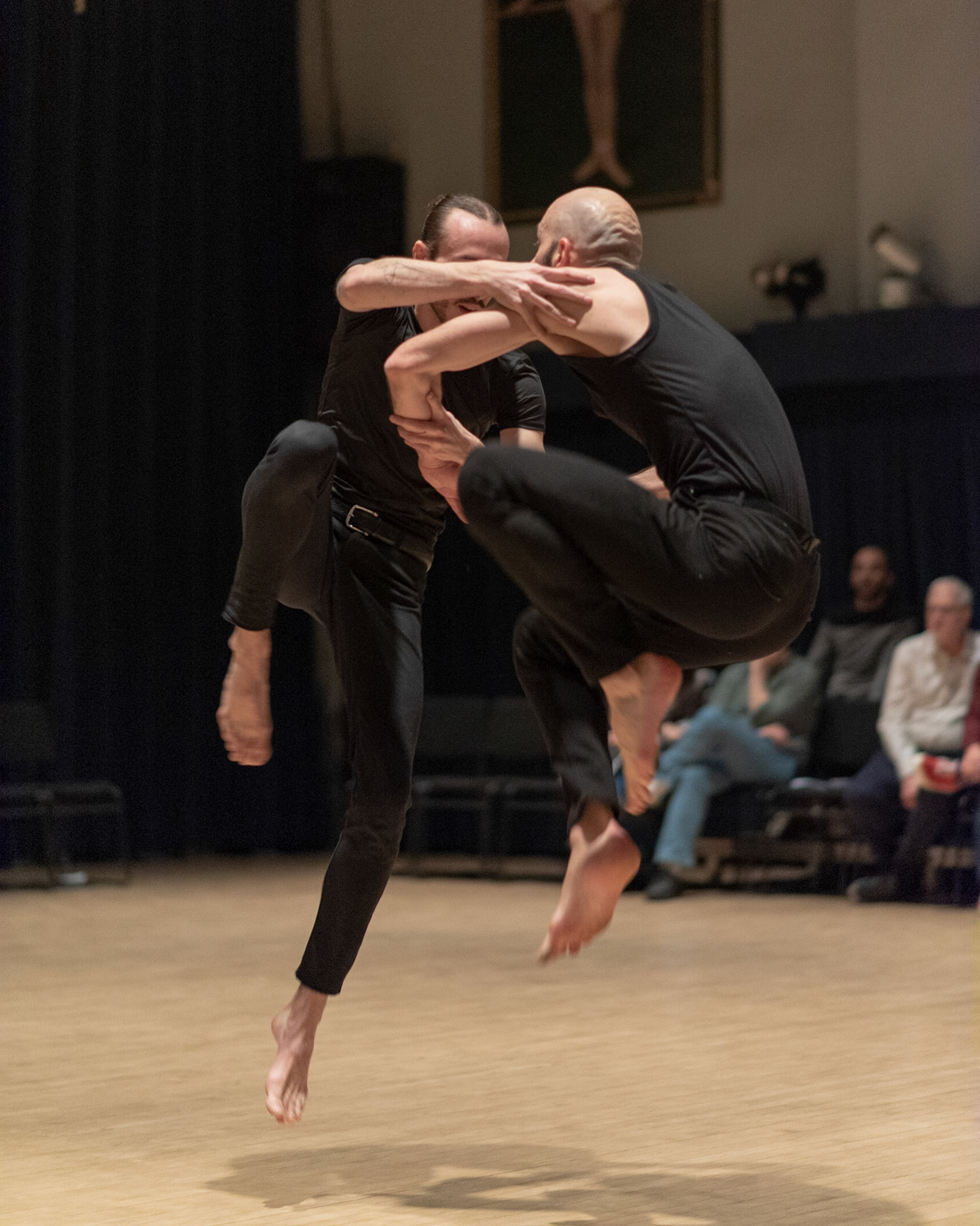 Daniel Gwirtzman Dance Company in Affront. Choreography by Daniel Gwirtzman
