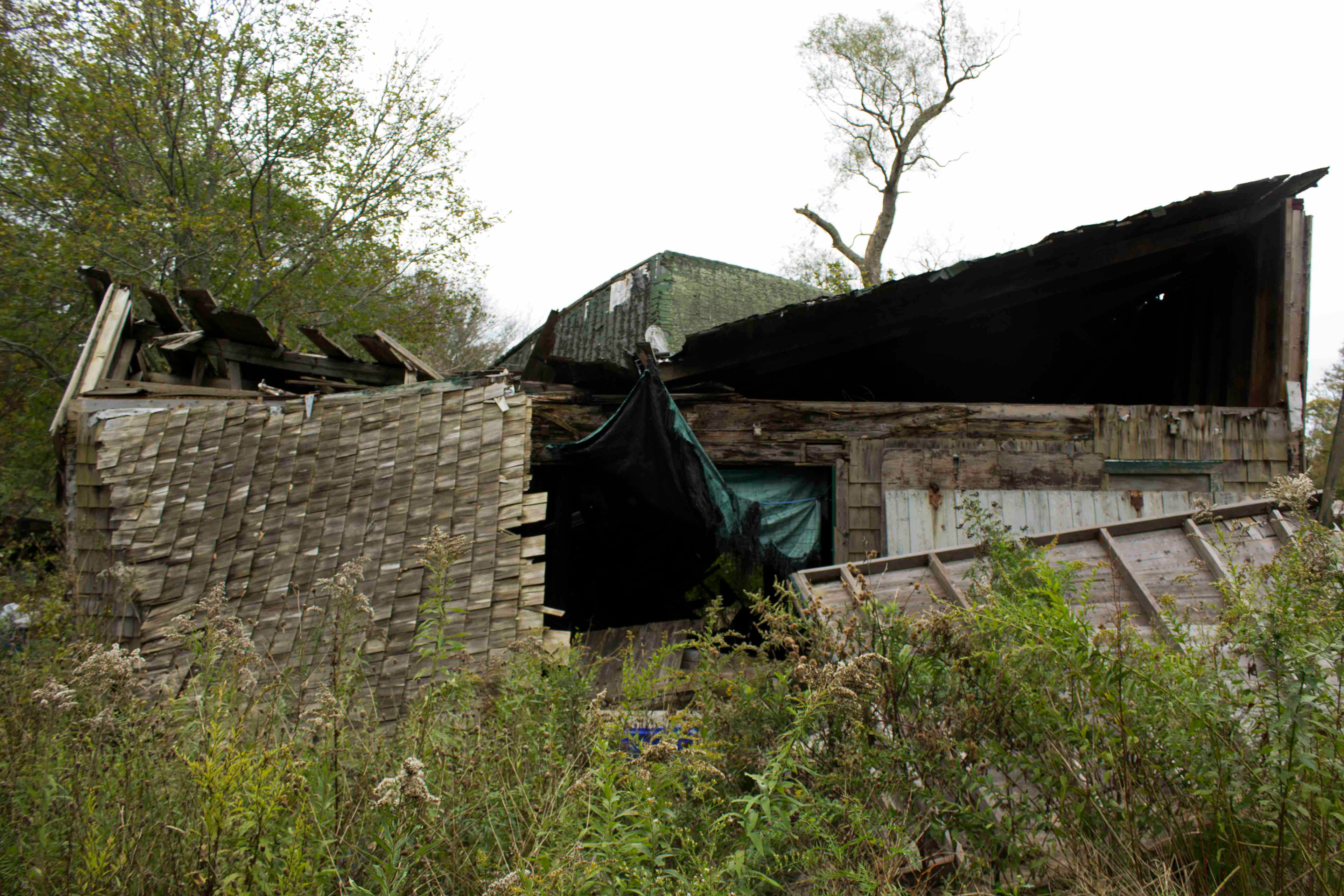 Abandoned shed in Tiverton,RI