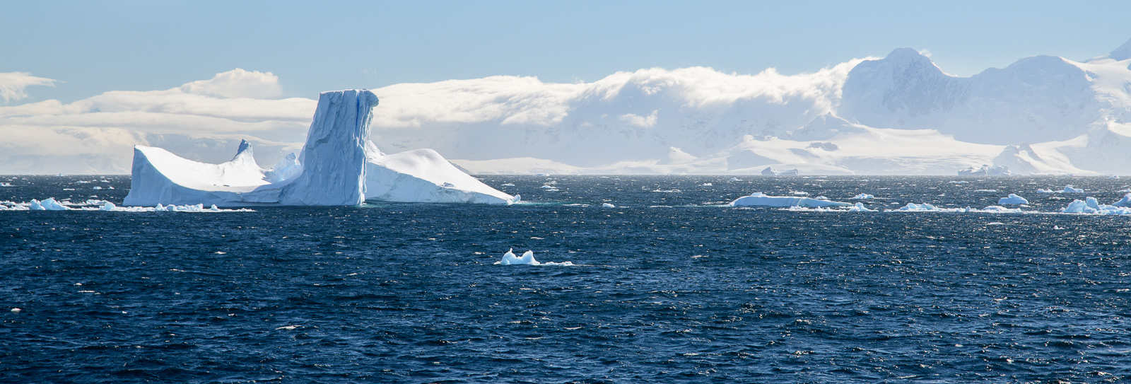 Dramatic iceberg - Portal Point