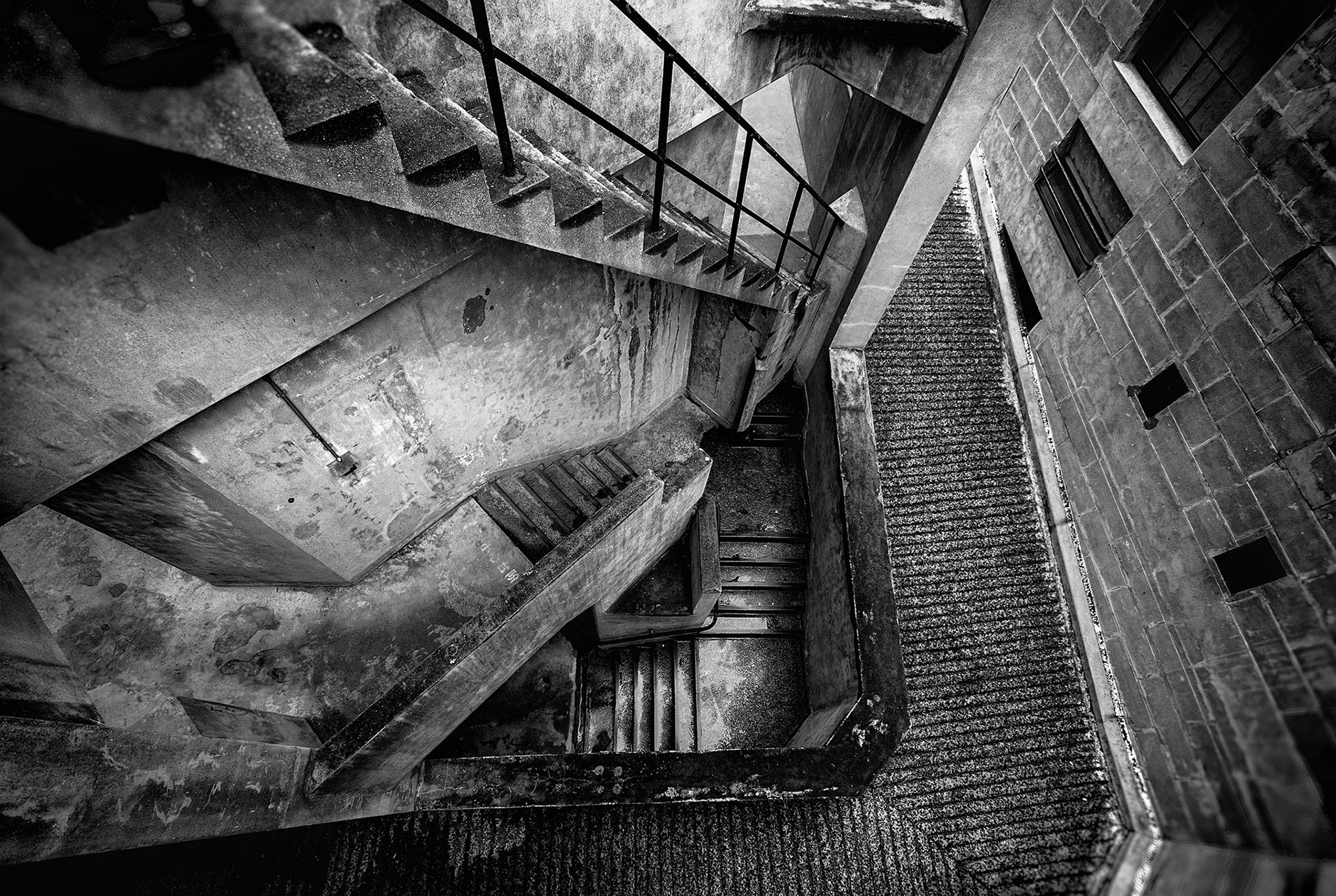 Stairs and Ramps Down 1933 - Shanghai