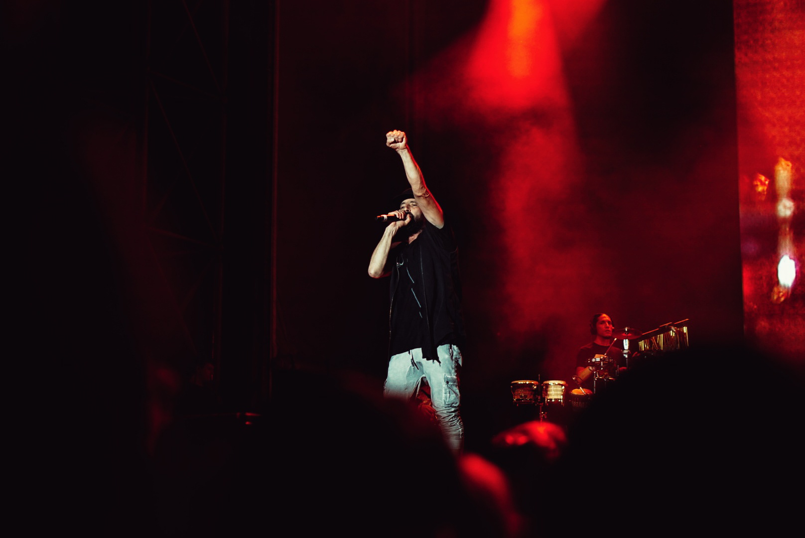 Gentleman live on stage