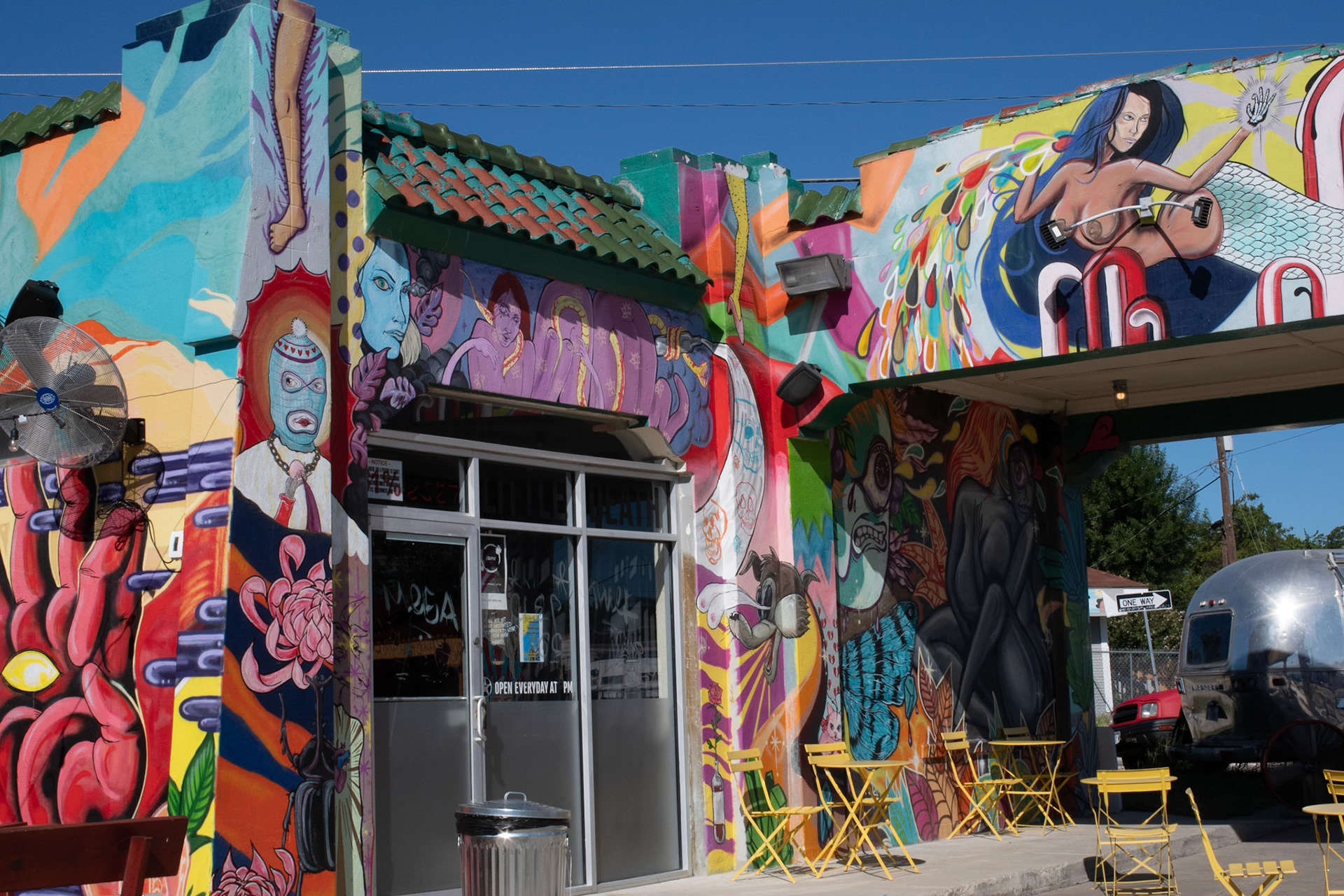 Sights around The Strip, Midtown San Antonio. ©Donna Bachler