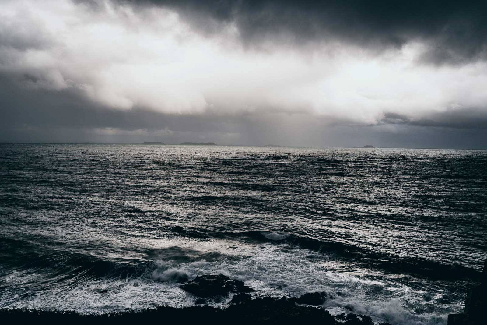 Photographie de tempêtesur la mer à Trestignel