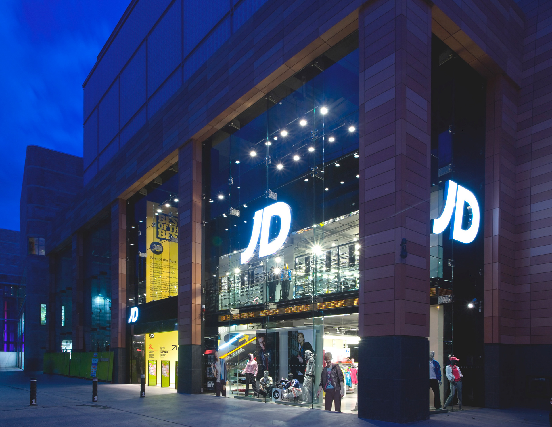 B&T DESIGN JD Sports Fashion