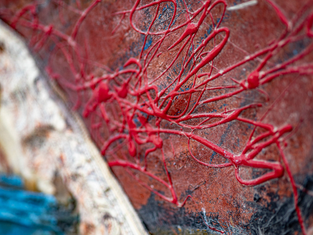 Detail of drip strings