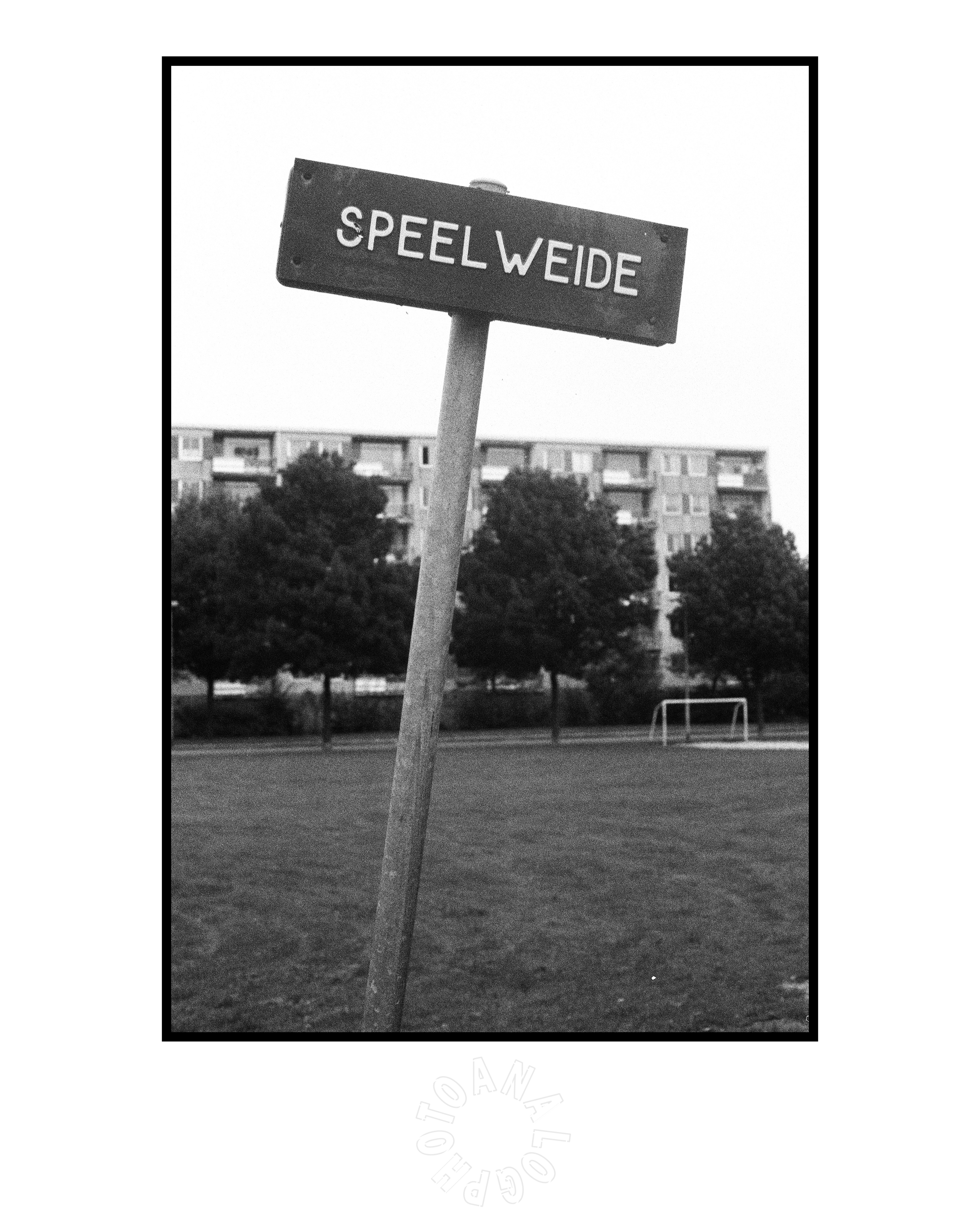 Play 1986, 20x25 Handprinted