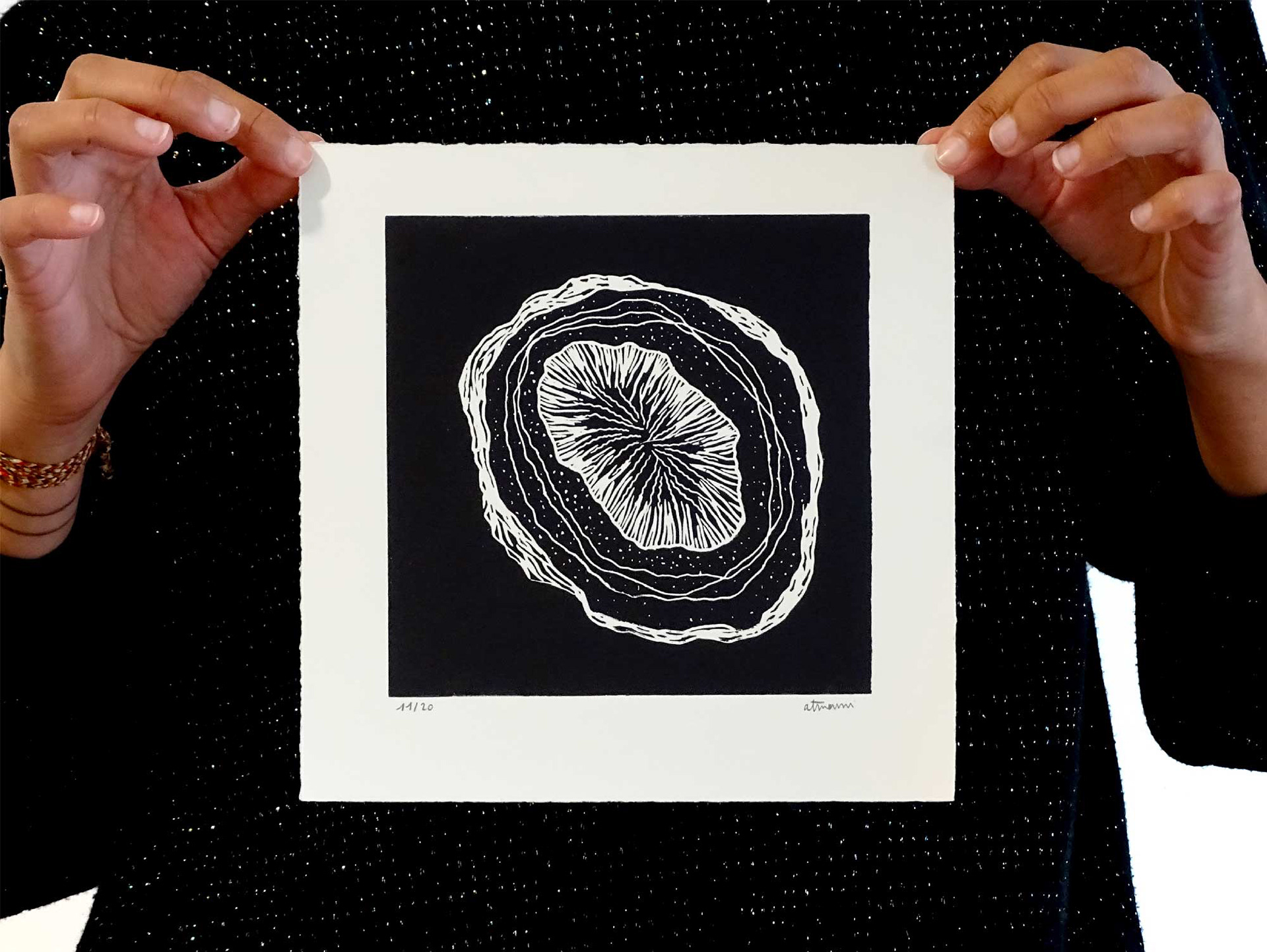 Linogravure tirée à 20 exemplaires Encre aquawash sur papier simili japon 225g/m² 20 x 20 cm - 2021 © Alexia Atmouni