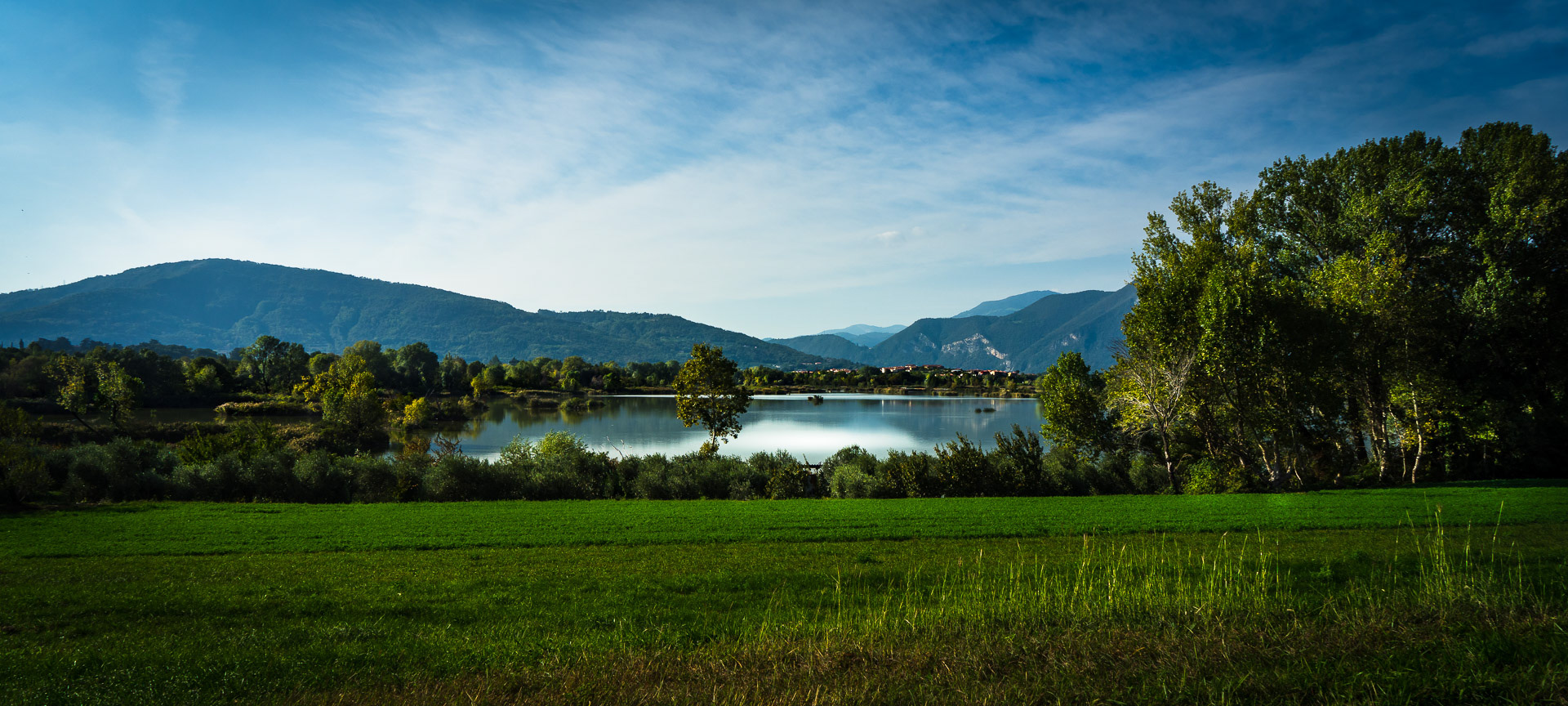 The Torbiere del Sebino Natural Park is located in the very south of the lake. It is open all day and can be visited free of charge.