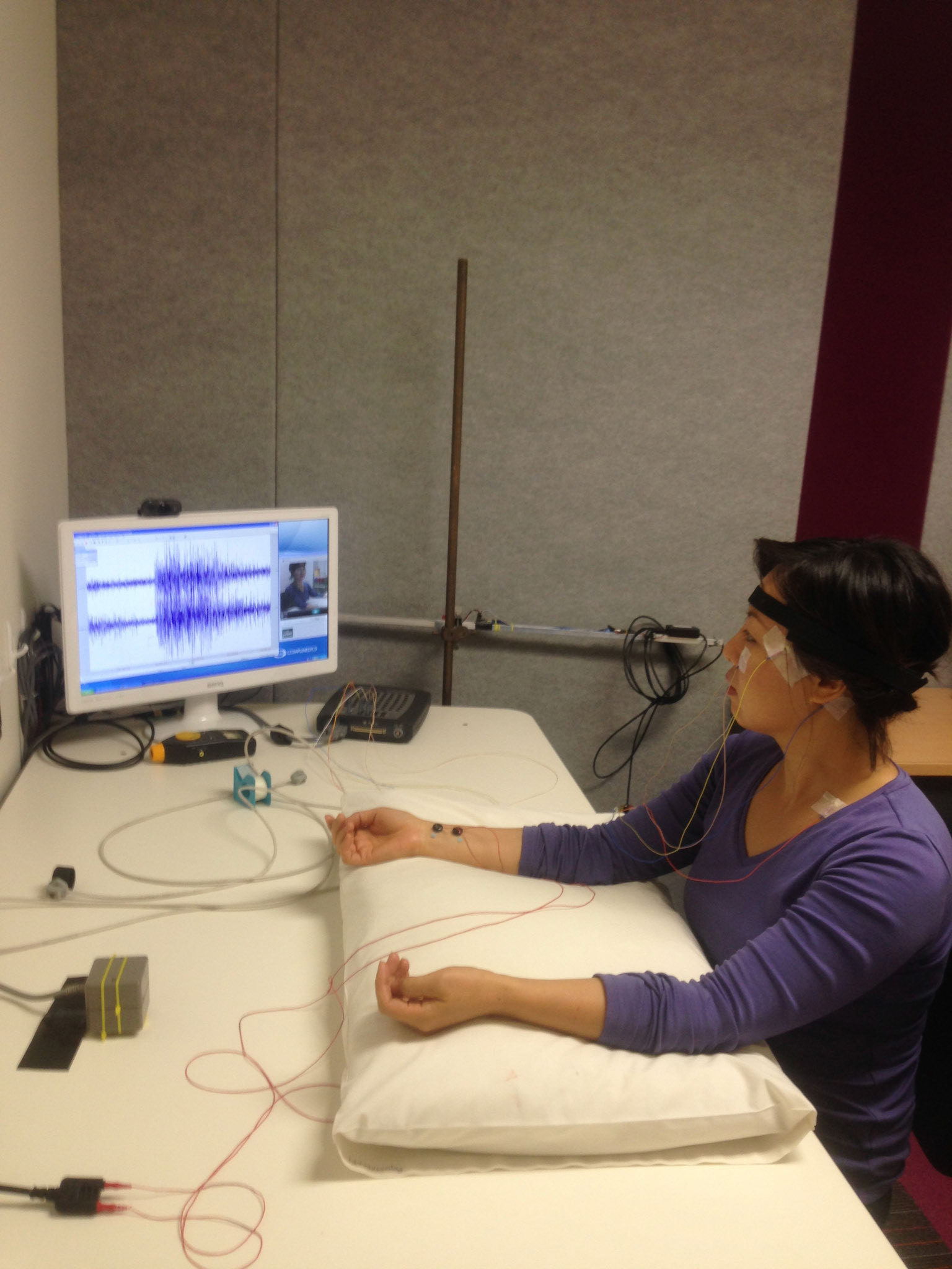 Participating in Dr Sarah Wallwork's research on peri-personal space