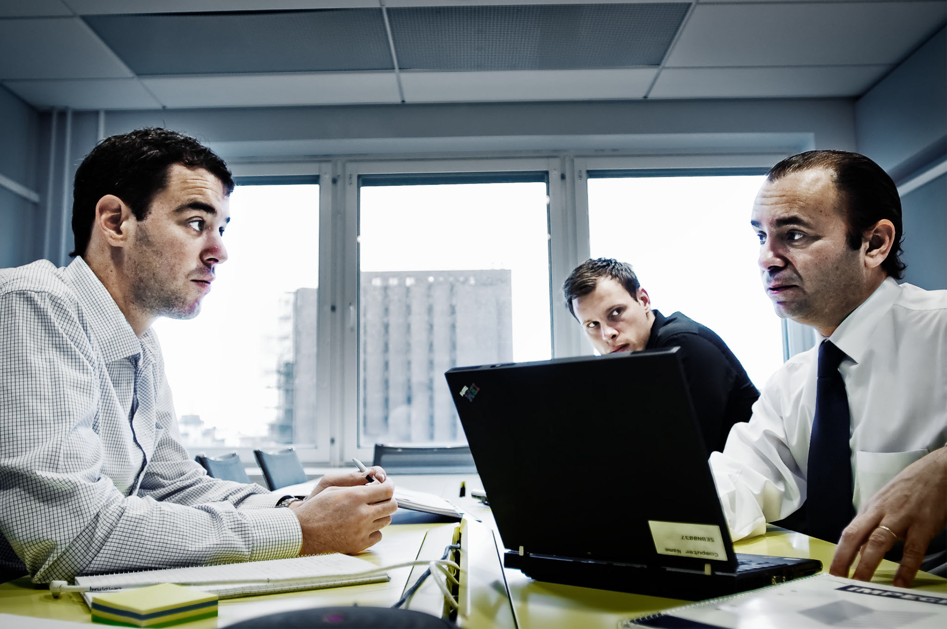 – I do not follow Swedish media so much. I watch some TV, but that’s about it. I am not so interested in following what happens here, but my impression is that Swedish media show a good deal of consideration to immigrants.– I have been living in Sweden for 10 years, and I have never felt discriminated. However, I am aware that I am in a very comfortable situation. I have a good job and I always have the possibility to move somewhere else if I wanted to, not everyone is under these conditions. I think that Sweden is an easy land to live in. I do not speak fluent Swedish, but with English one goes a long way. I have chosen to integrate into Swedish society only to a certain extent because I don’t want to cut my ties to the family and friends that remain in Argentina.