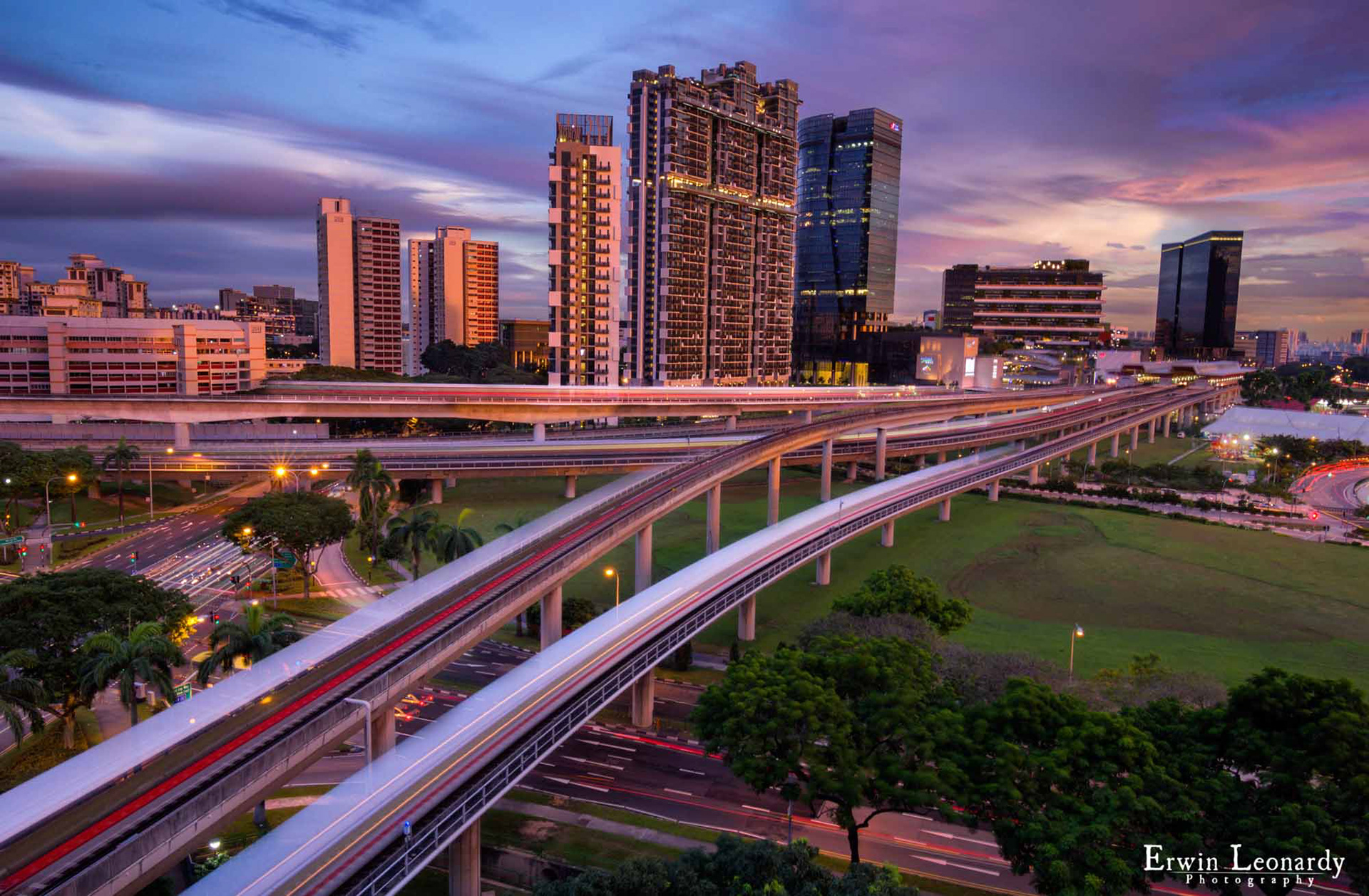 πΈπ¬ ζ°ε ε‘ Singapore