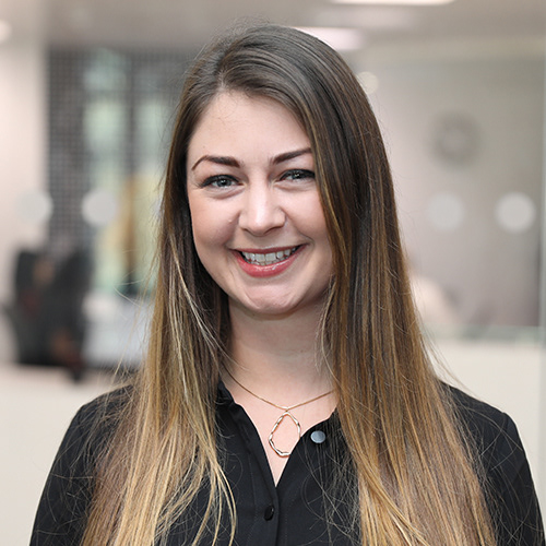 Holly Cole, Consultant Experience Senior Business Partner (UK)