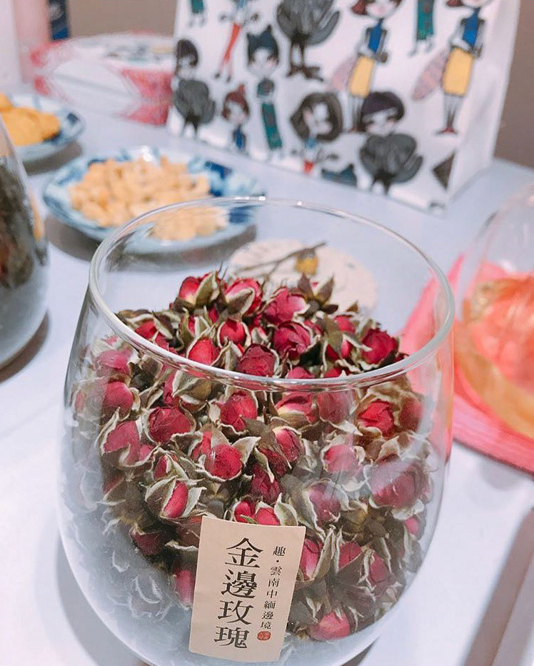 金邊玫瑰
