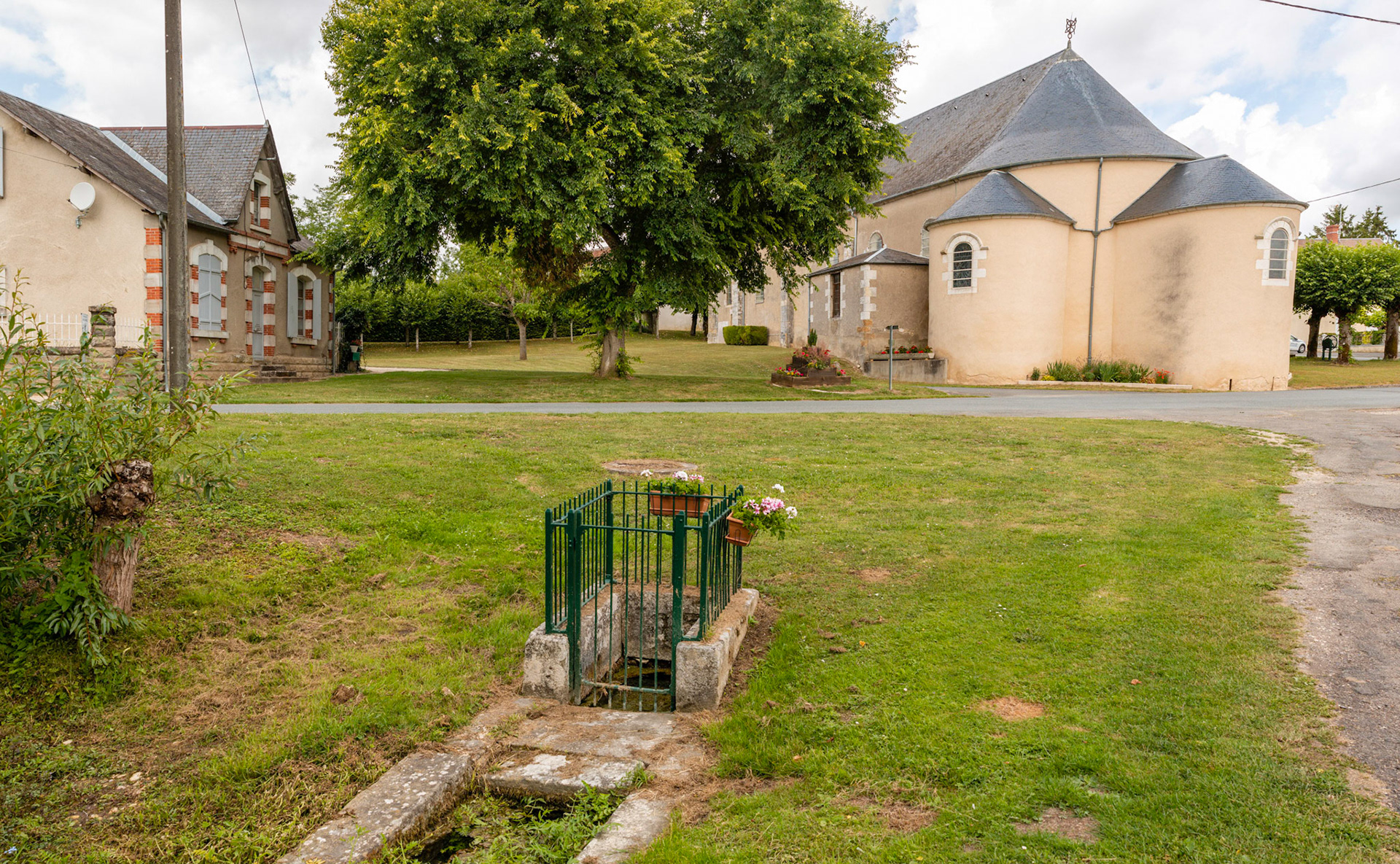 Eglise de Jalognes