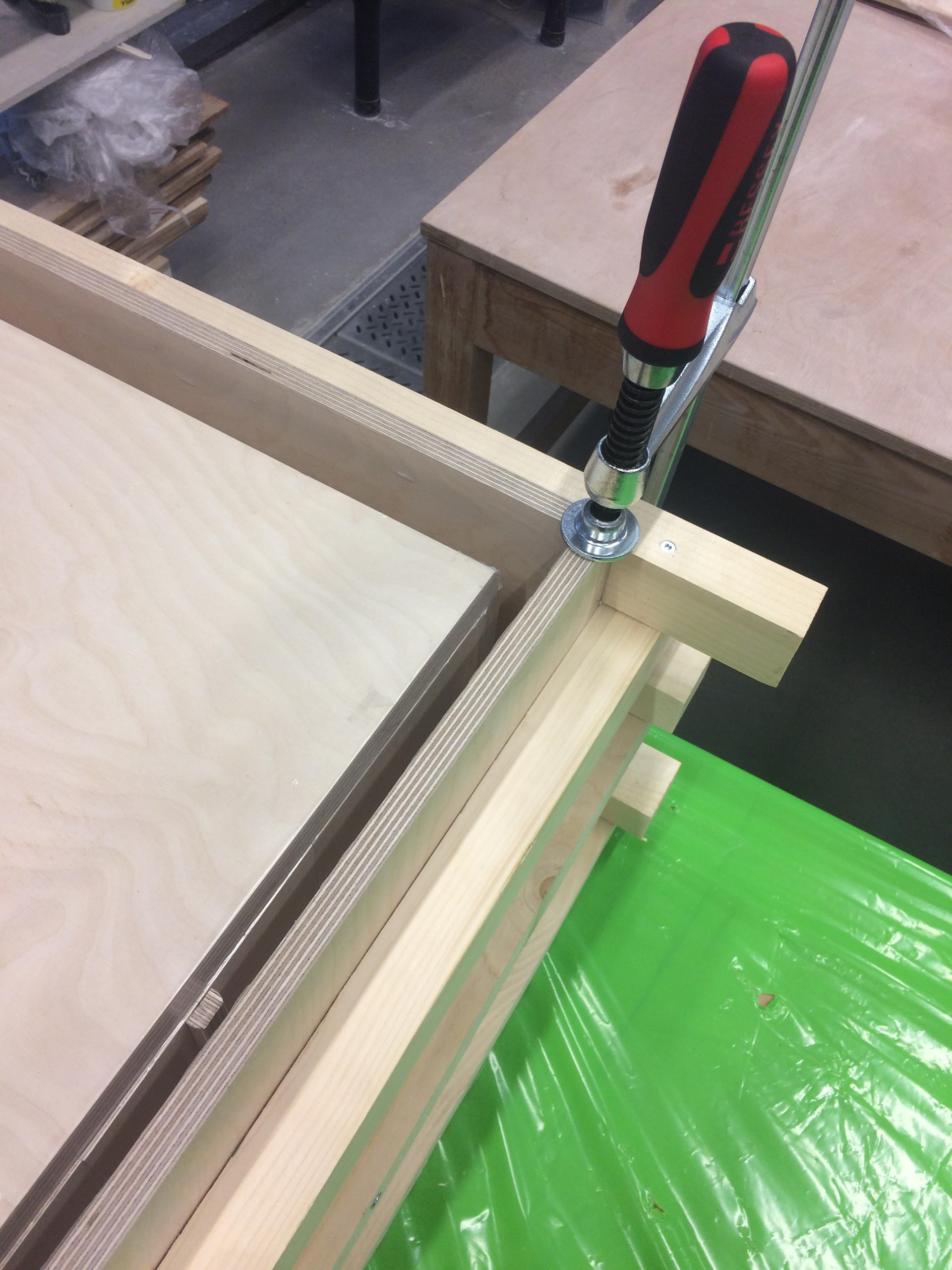 Forskalingsform til betongskap