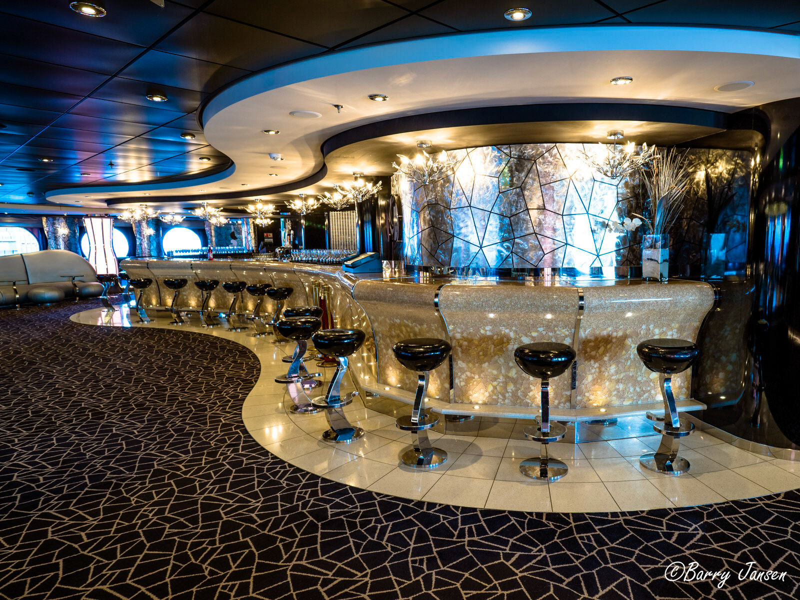Inside the MSC Divina