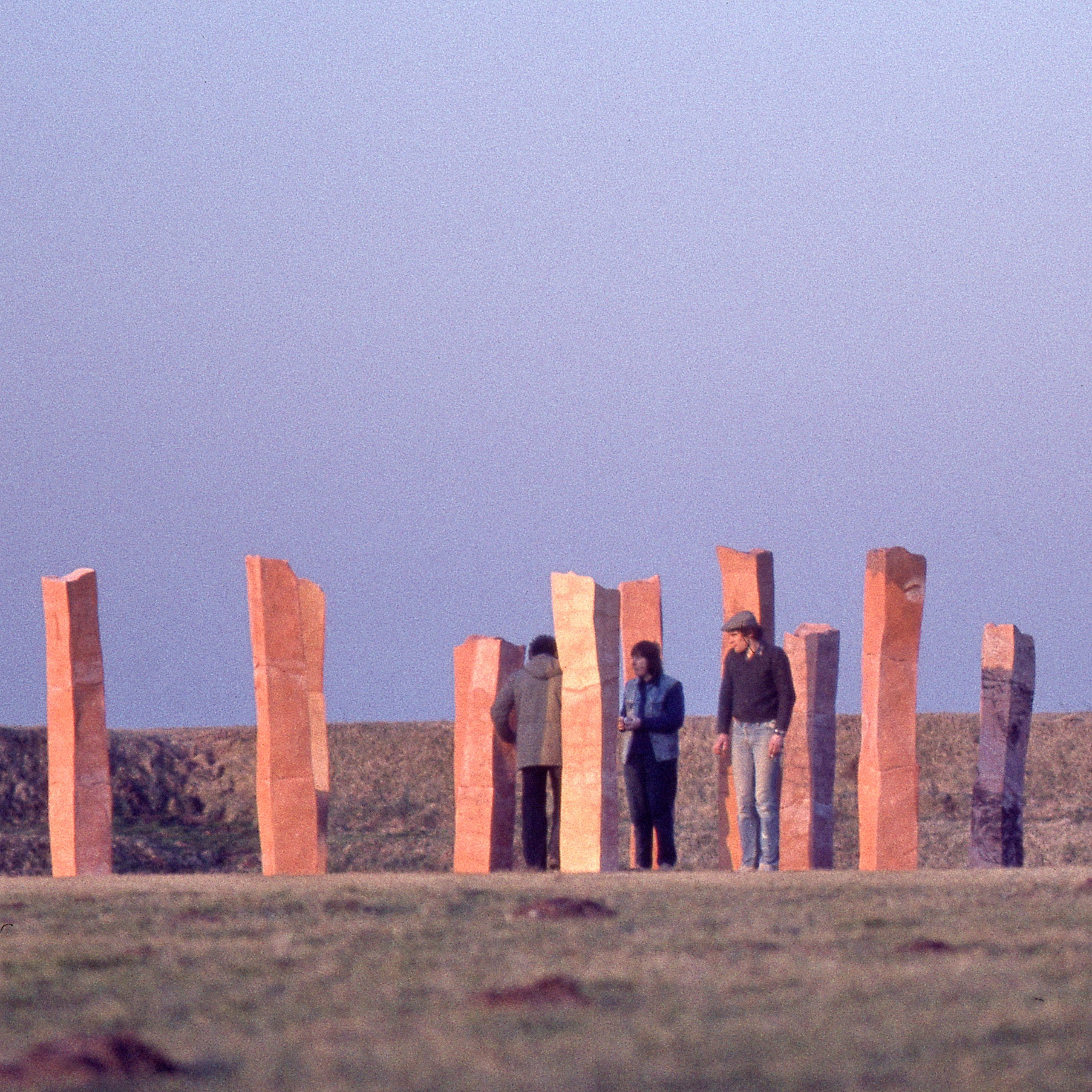   11 COLUMNS 1980 - terracotta 
