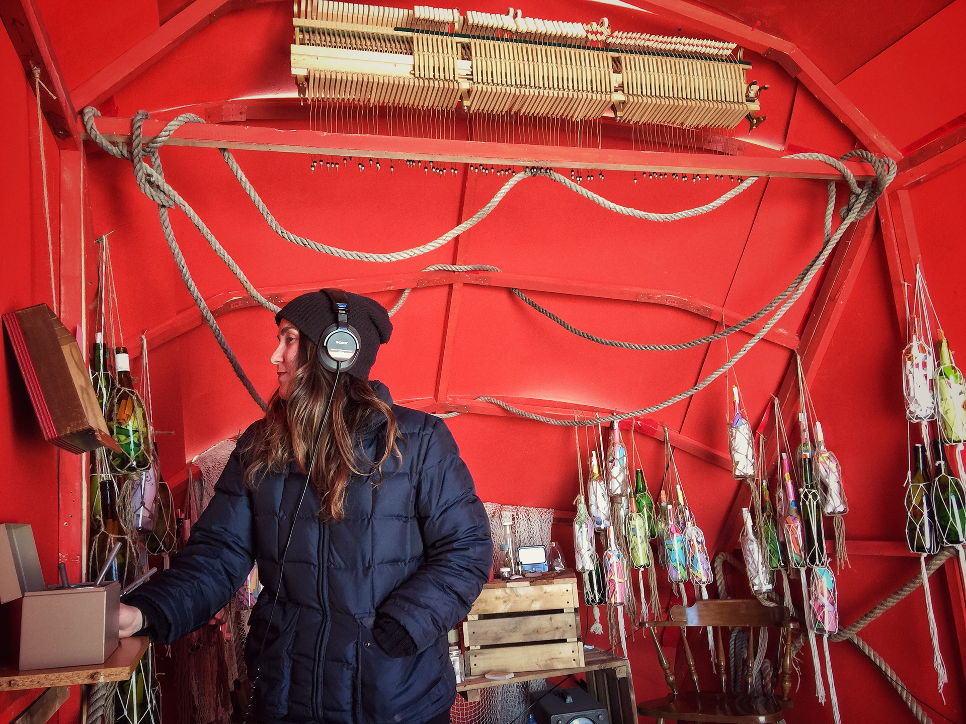 interactive art installation, lonely whale art shanty, giuliana pinto