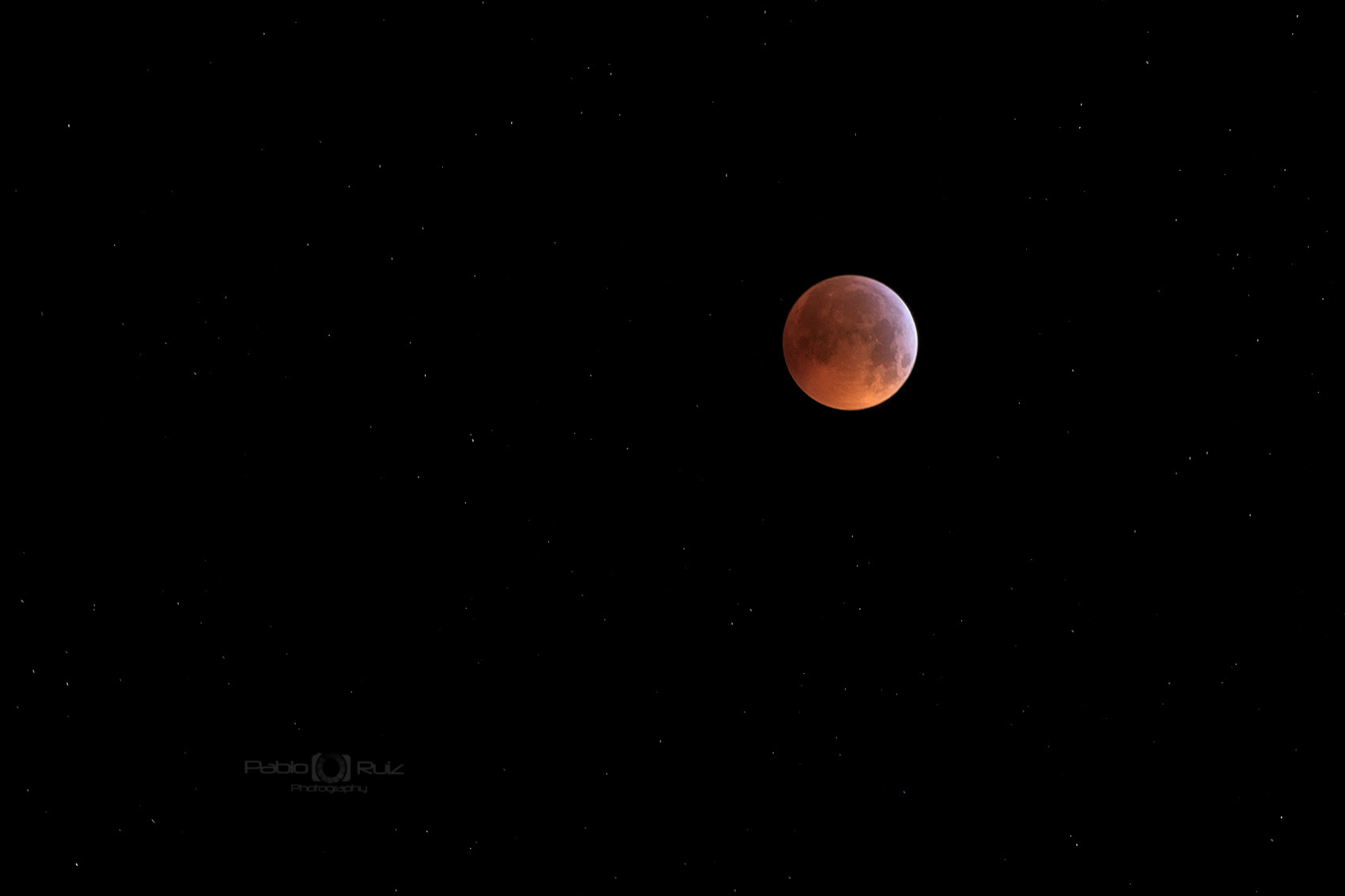 Eclipse lunar