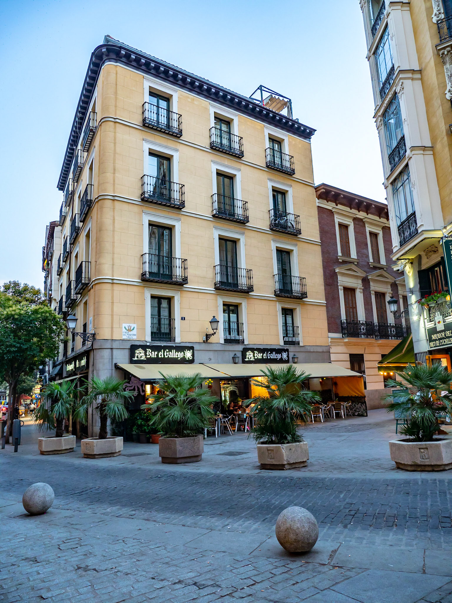 Bar El Gallego, Calle Cuchilleros