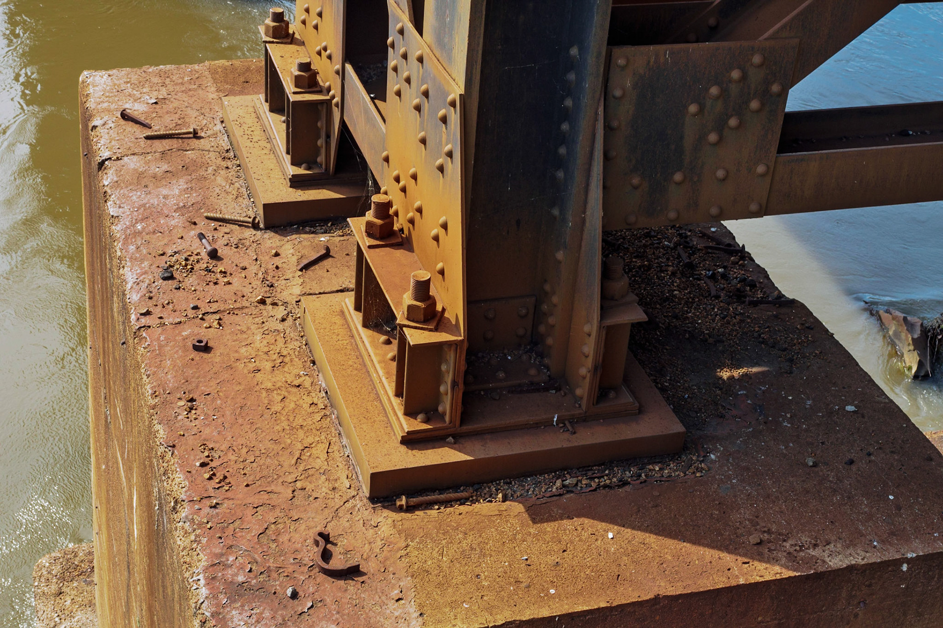 Above the James River, Richmond, 2017