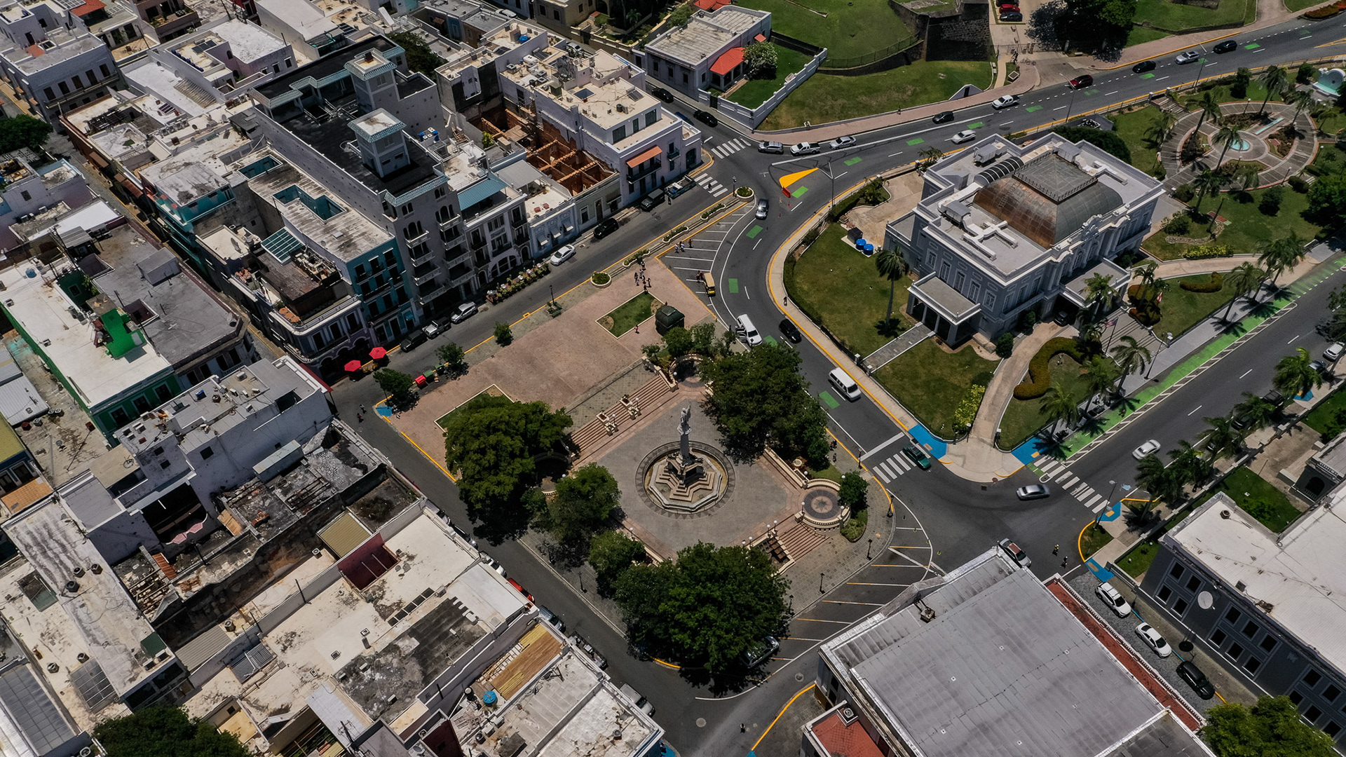 Plaza Colón, Viejo San Juan