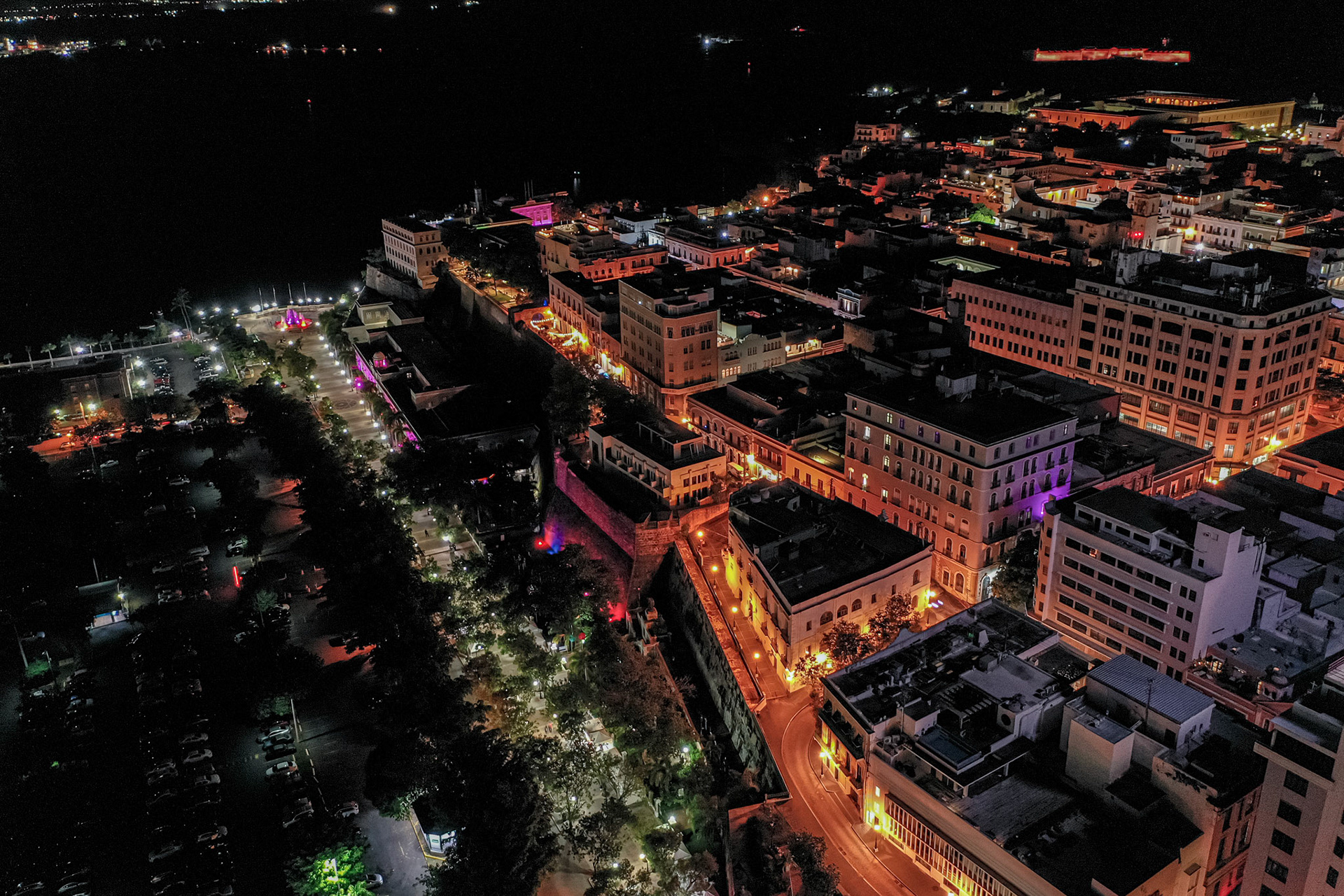 Viejo San Juan de noche