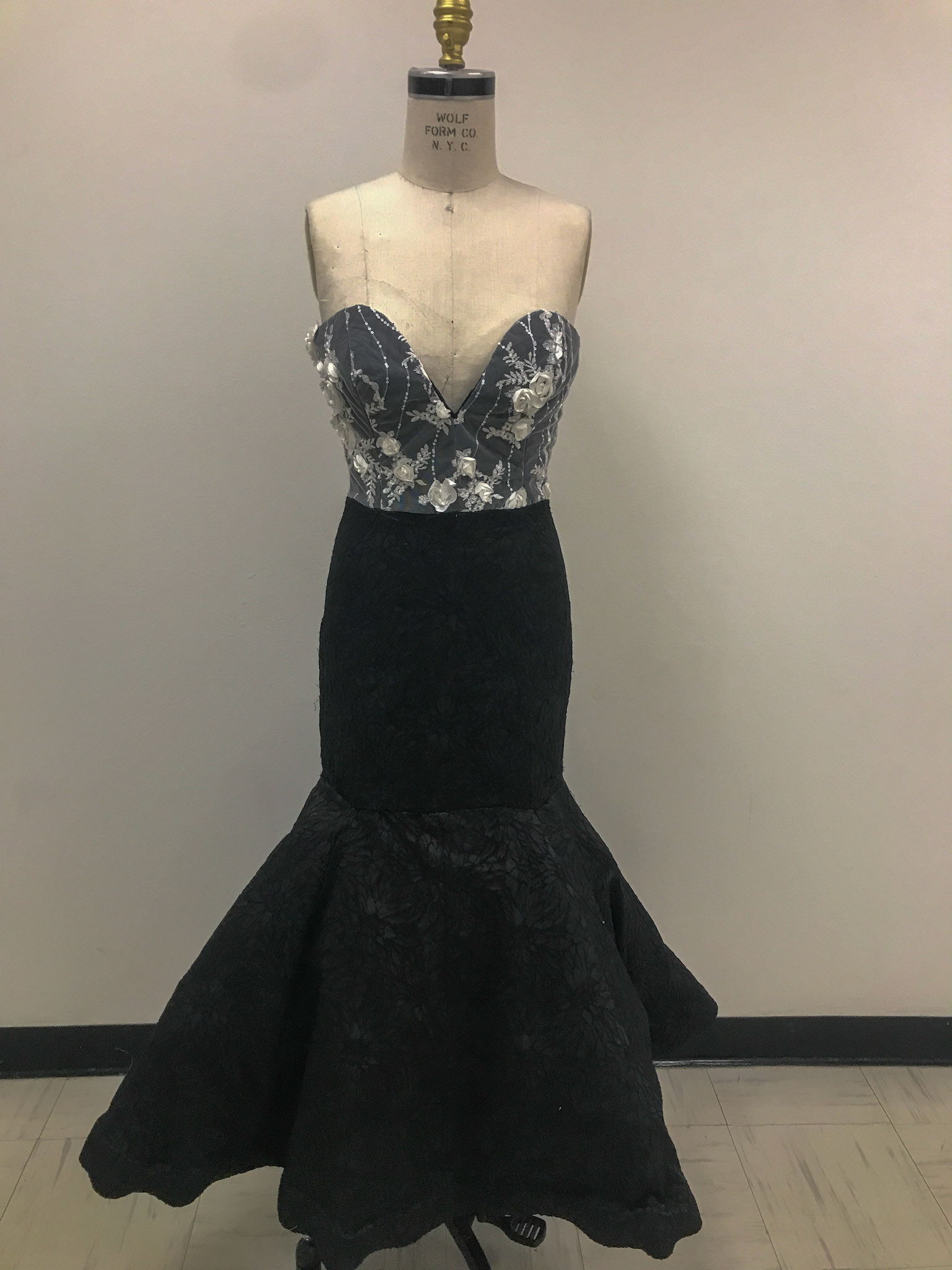 View without overskirt