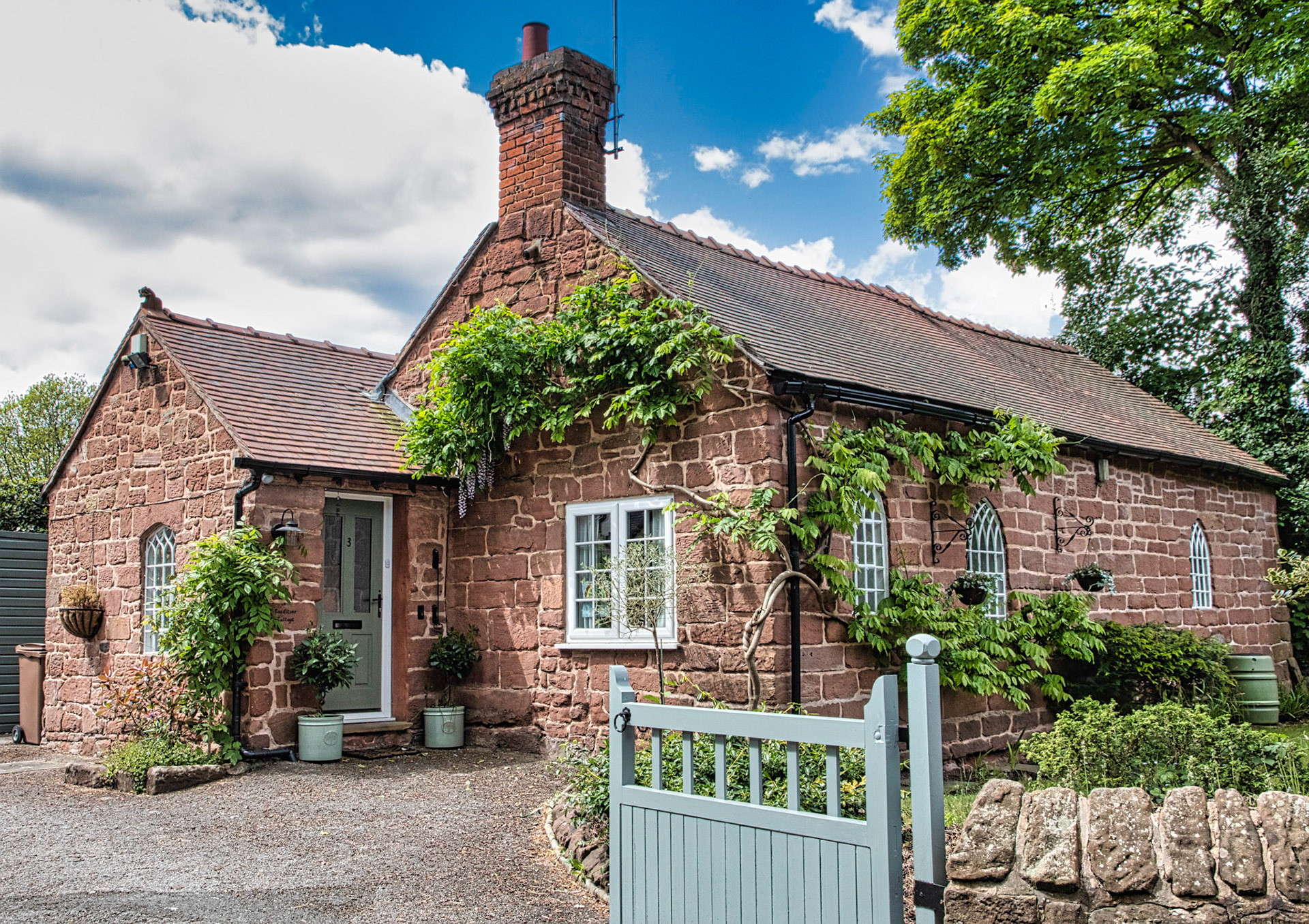 3 Church Lane (Sandstone Cottage)