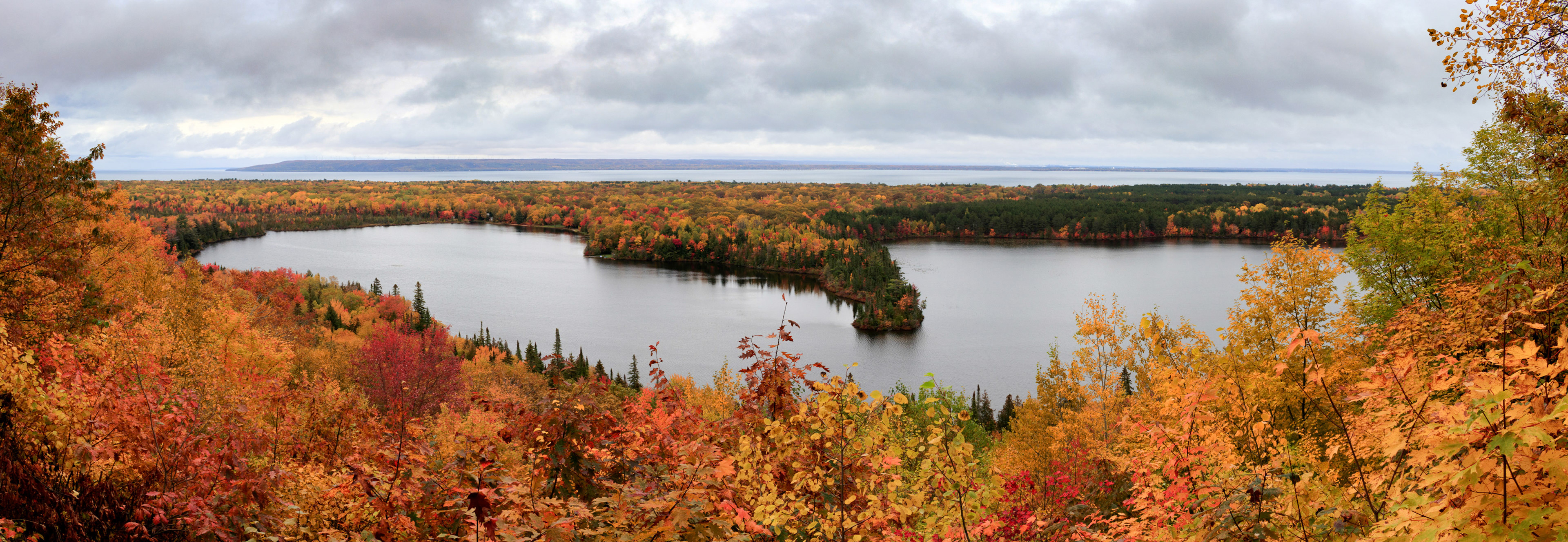 Fall colors at Spectacle Lake, Bay Mills, Hiawatha National Forest, Michigan