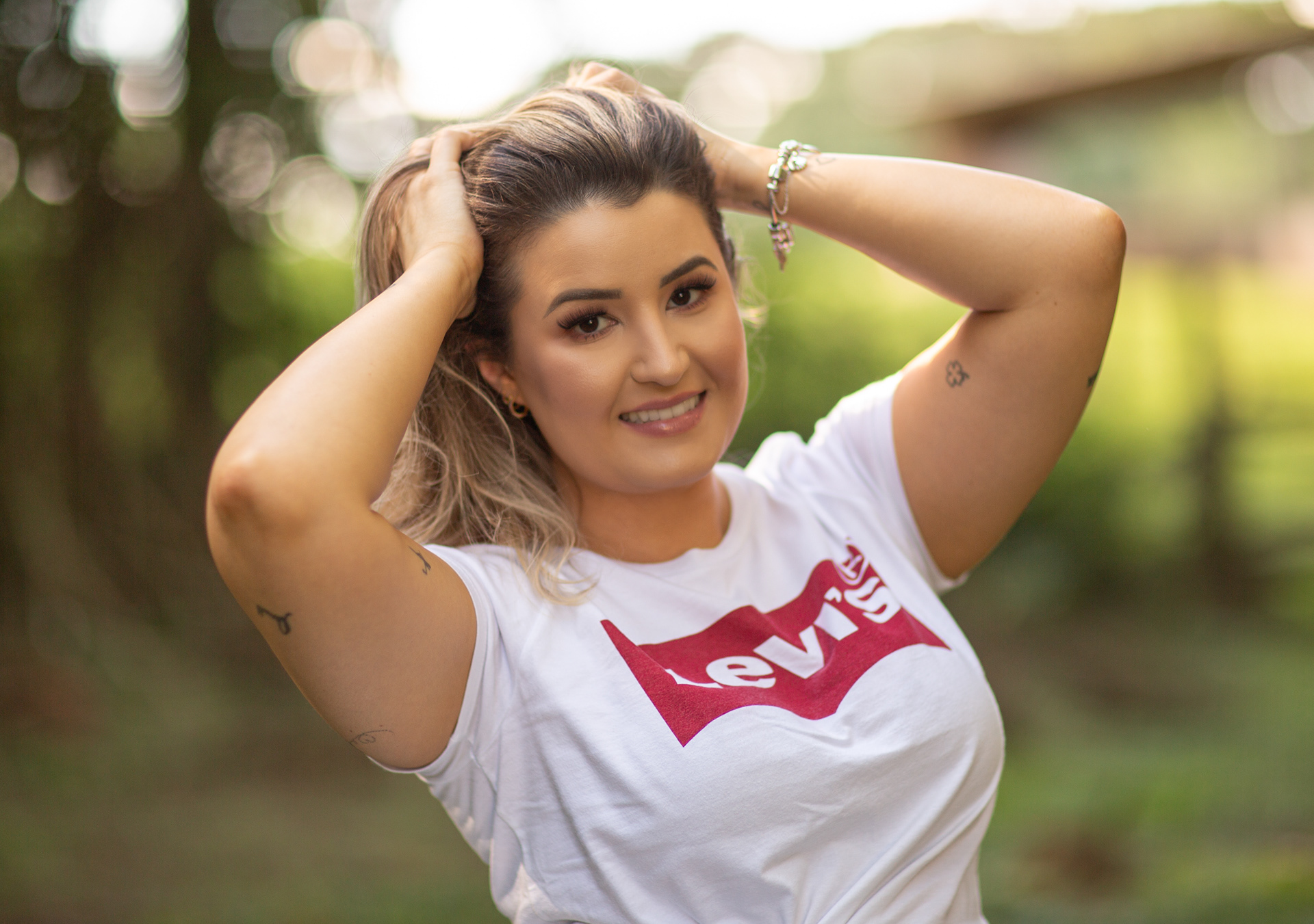 Ensaio feminino em estúdio, em Videira, Santa Catarina