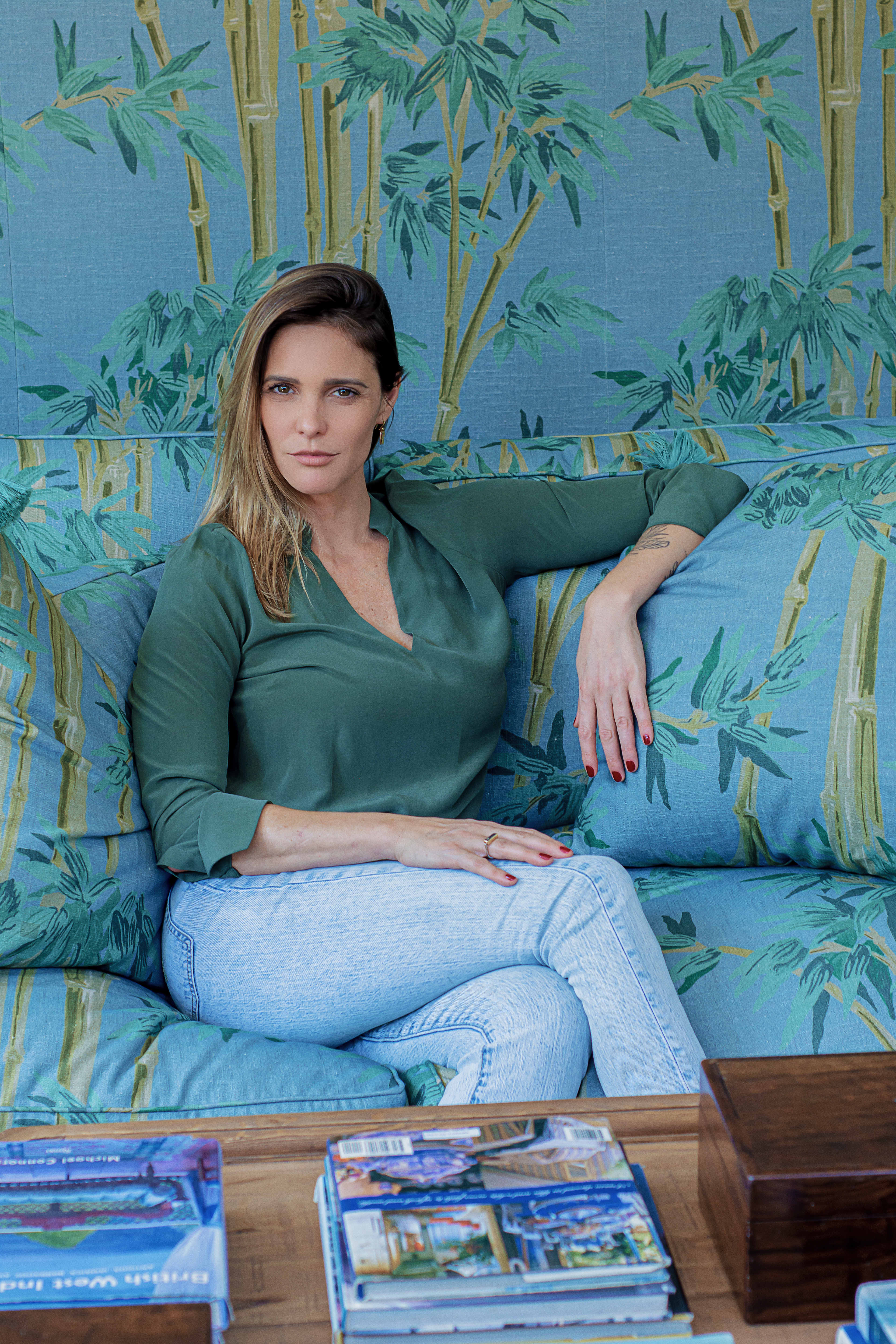 FERNANDA LIMA PARA ENTREPOSTO