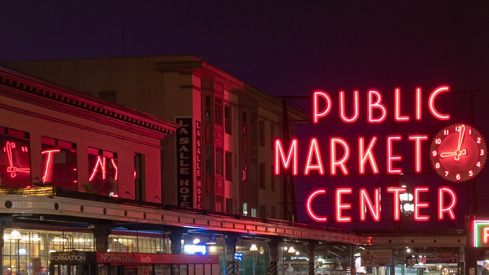 PIKE PLACE MARKET IN THE RAIN