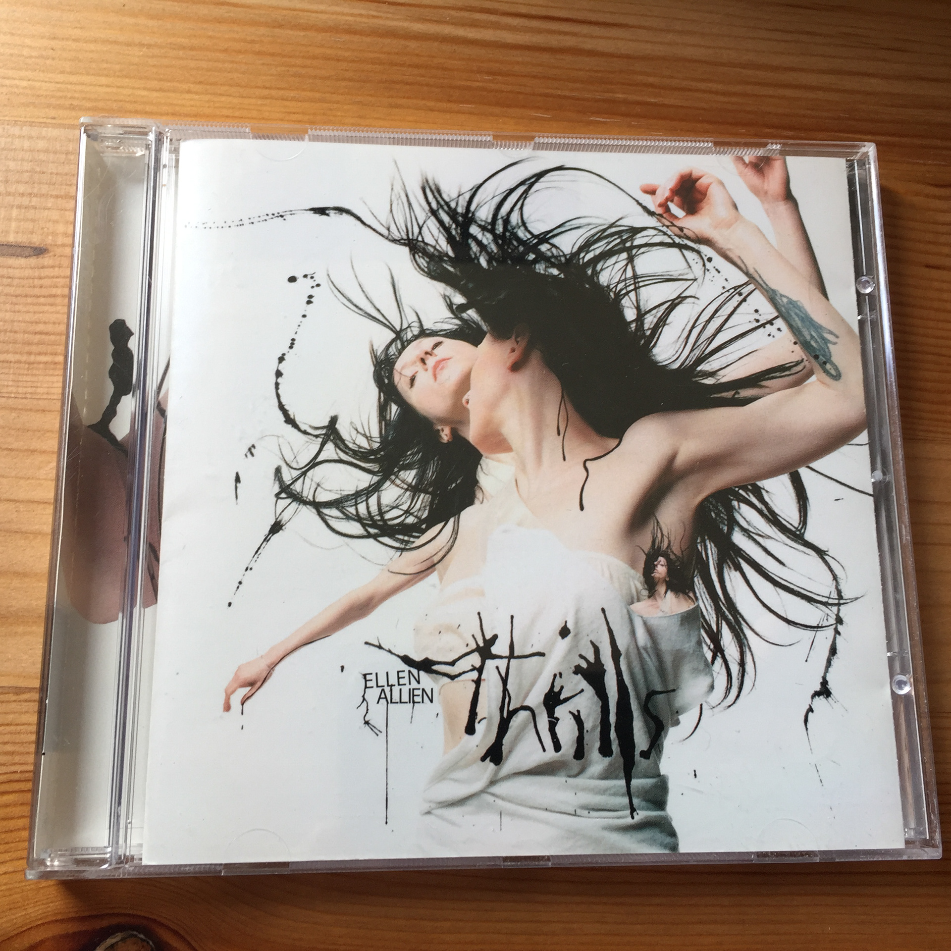 CD réf 16 : 3 €