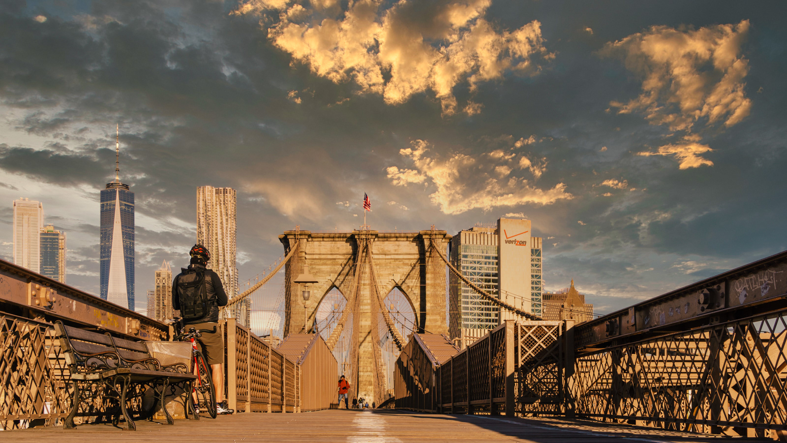 Brooklyn Bridge | Settings: | iso 100 | 23mm | f/8 | 1/250 Sek. |