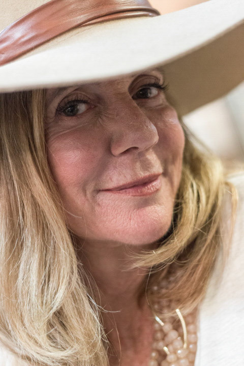 Lisa Cochran.