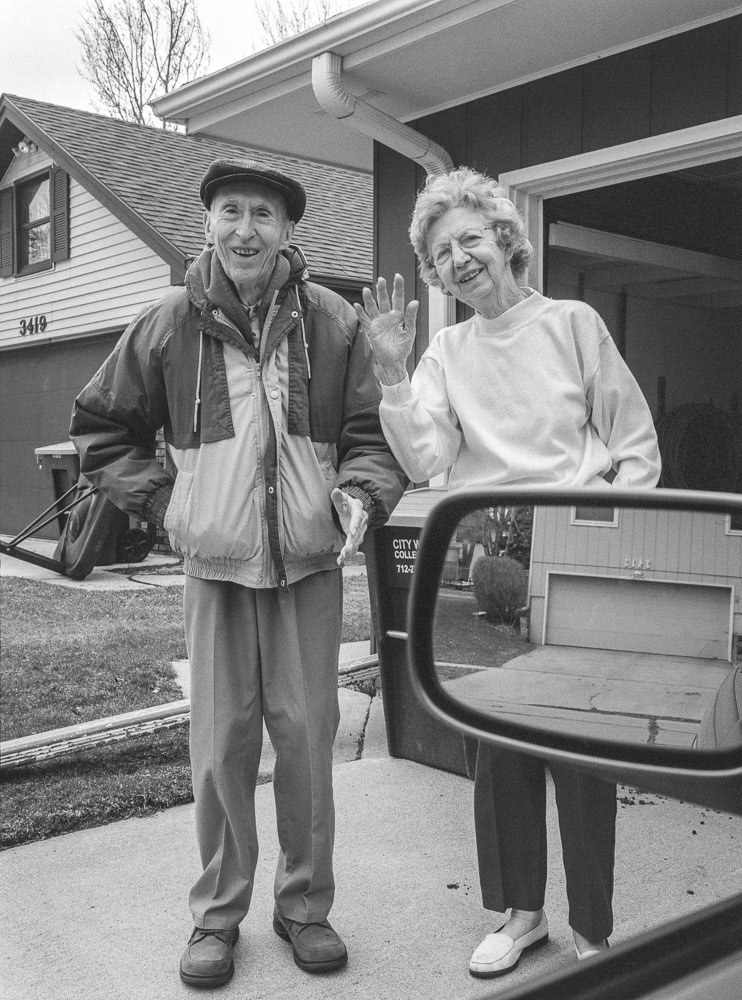 Leaving and waving, 3/2006