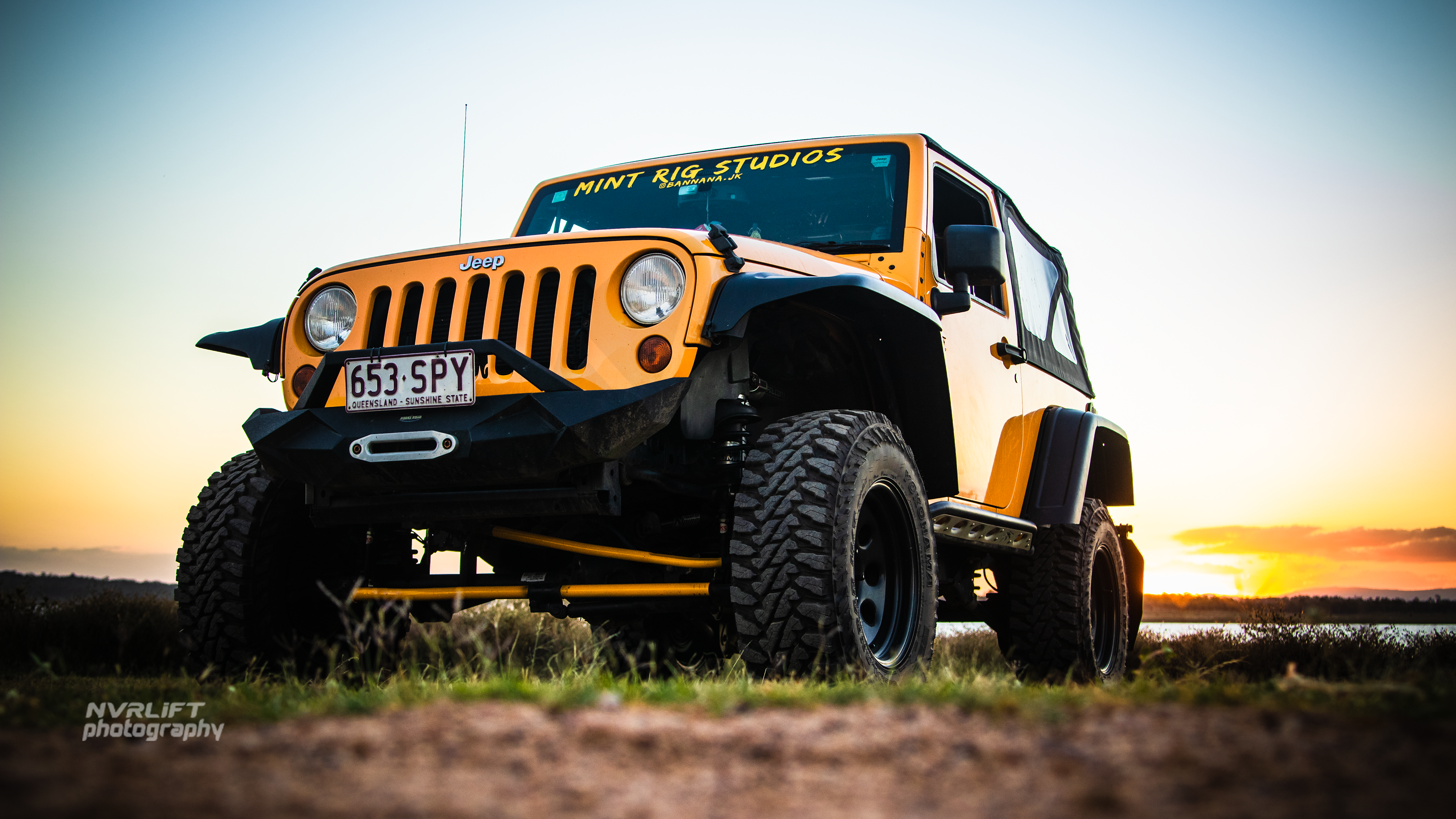 Jeep Wrangler - shot at Wivenhoe Dam.