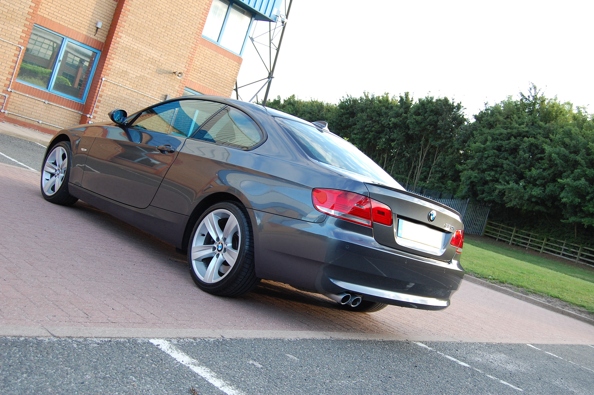 Jet One Gallery - BMW E92 330i SE