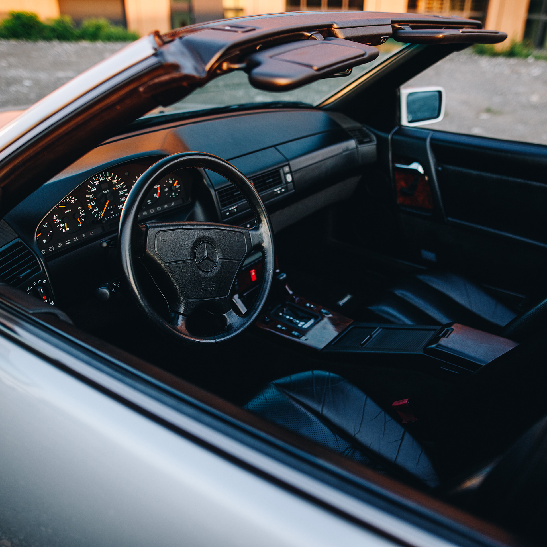 Mercedes-Benz 500SL
