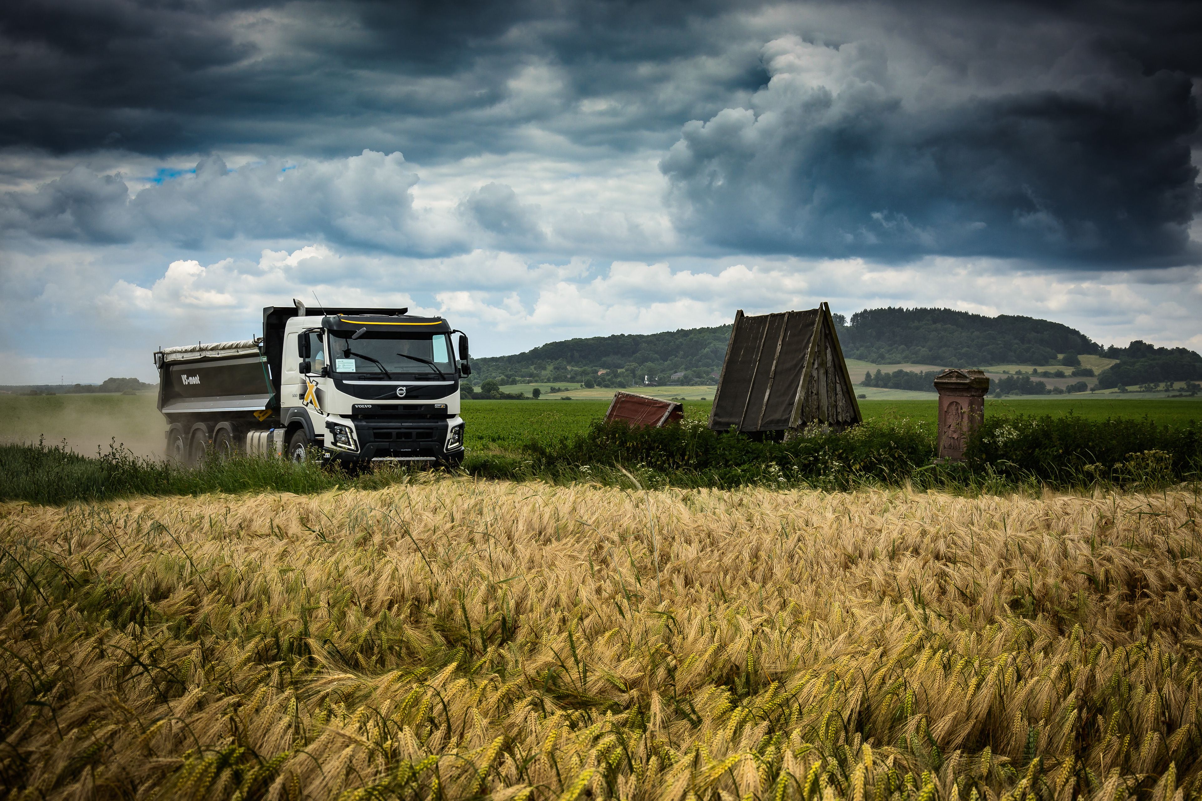 VOLVO TRUCKS