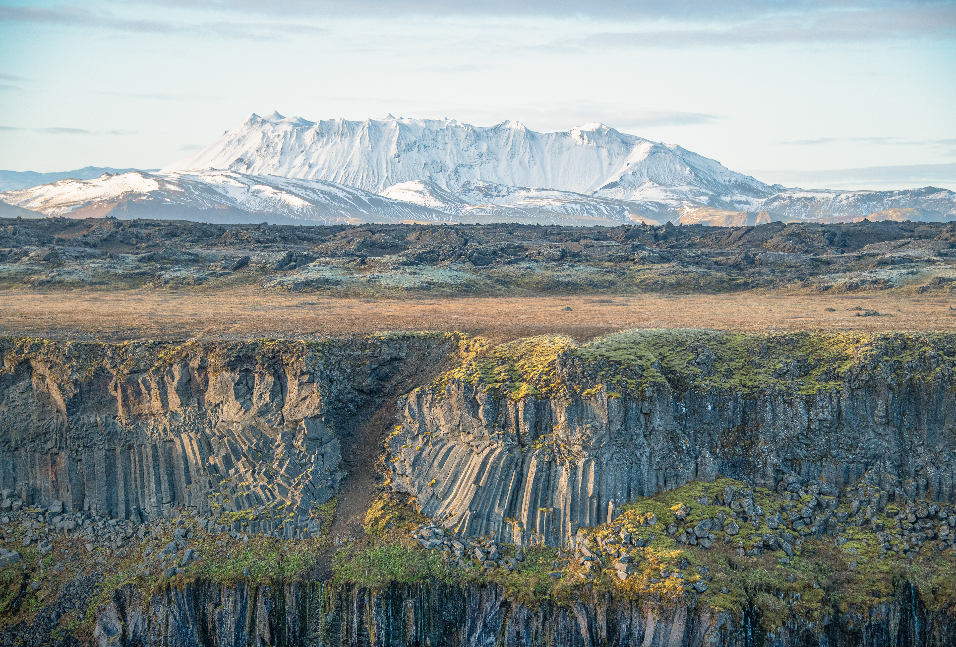 Löðmundur mountain seen from the edge of the famous Sigöldugljúfur canyon on the Sigöldu track