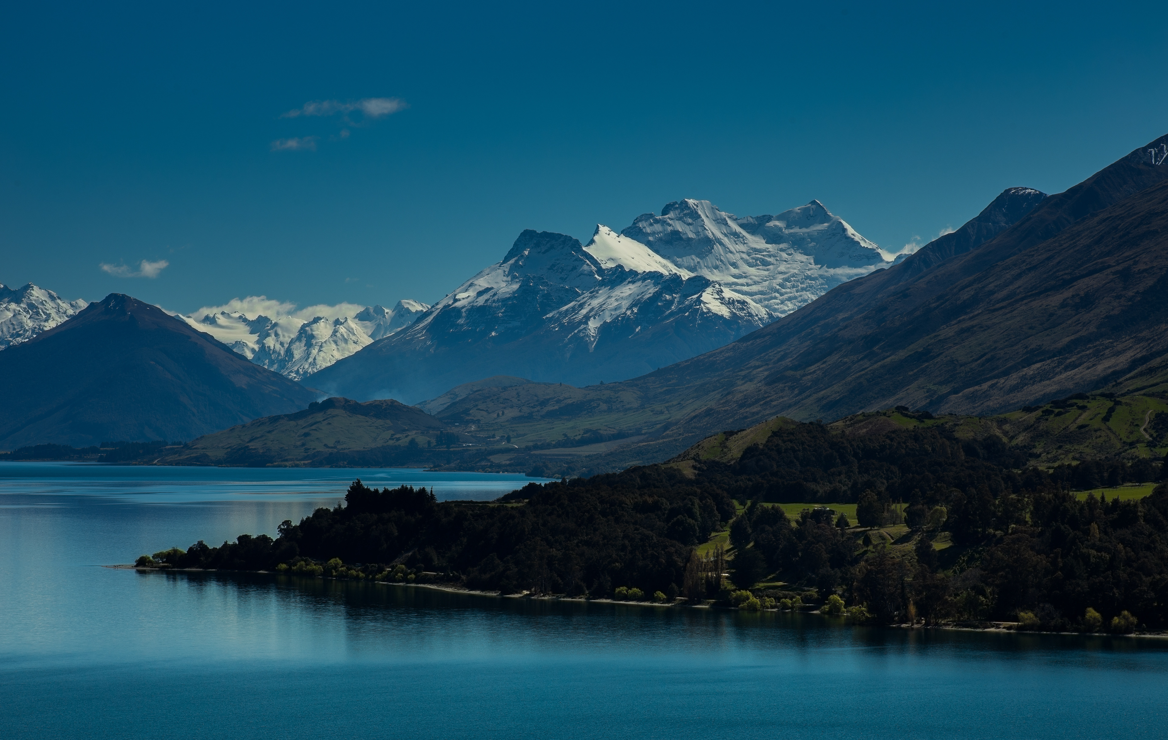 Mt Earnslaw behind Meiklejohn's Bay; Lake Whakatipu