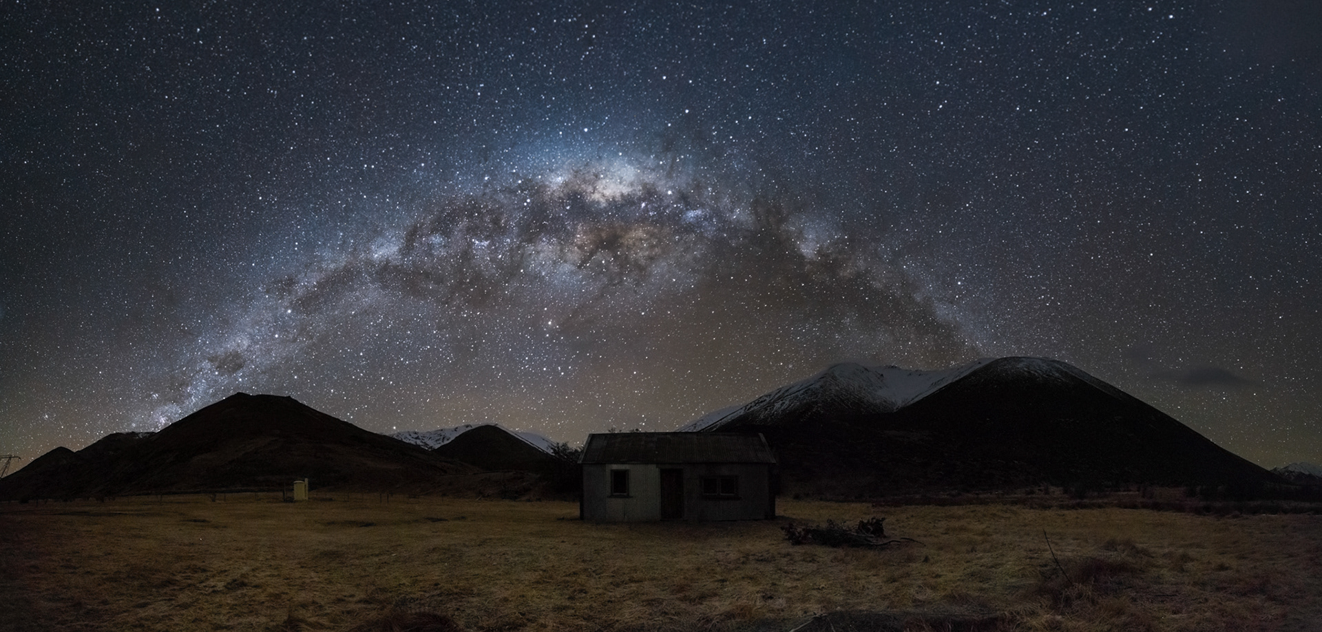 Milky Way over Fowler's Historic Hut, Clarence Valley