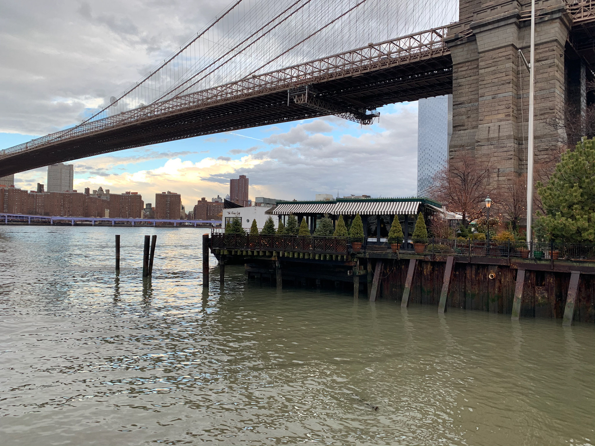 The River Café -  Brooklyn Bridge - New York City -  January 2020