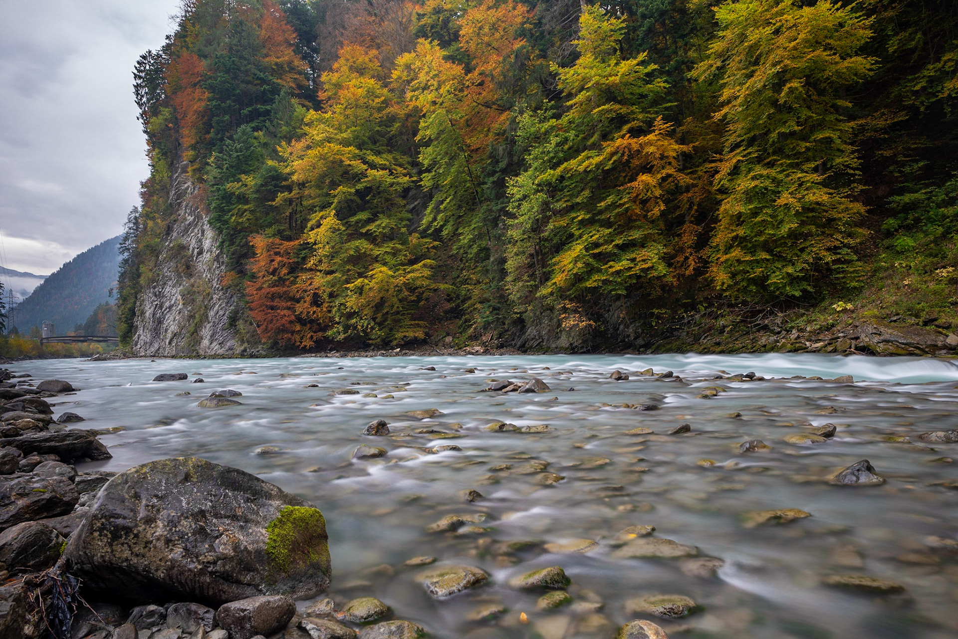 Fliessende Farben1