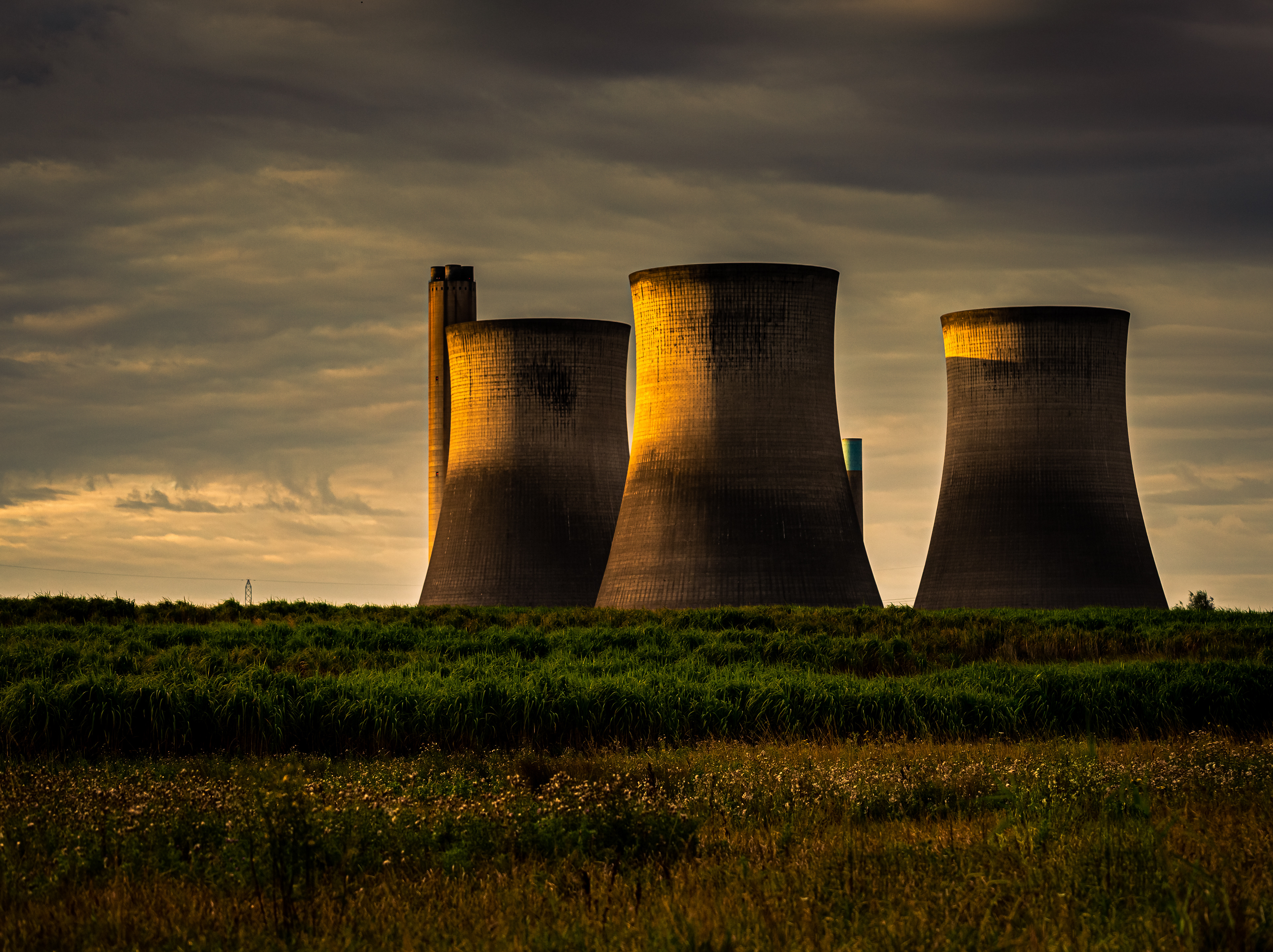 Didcot Power Station (final hours), UK