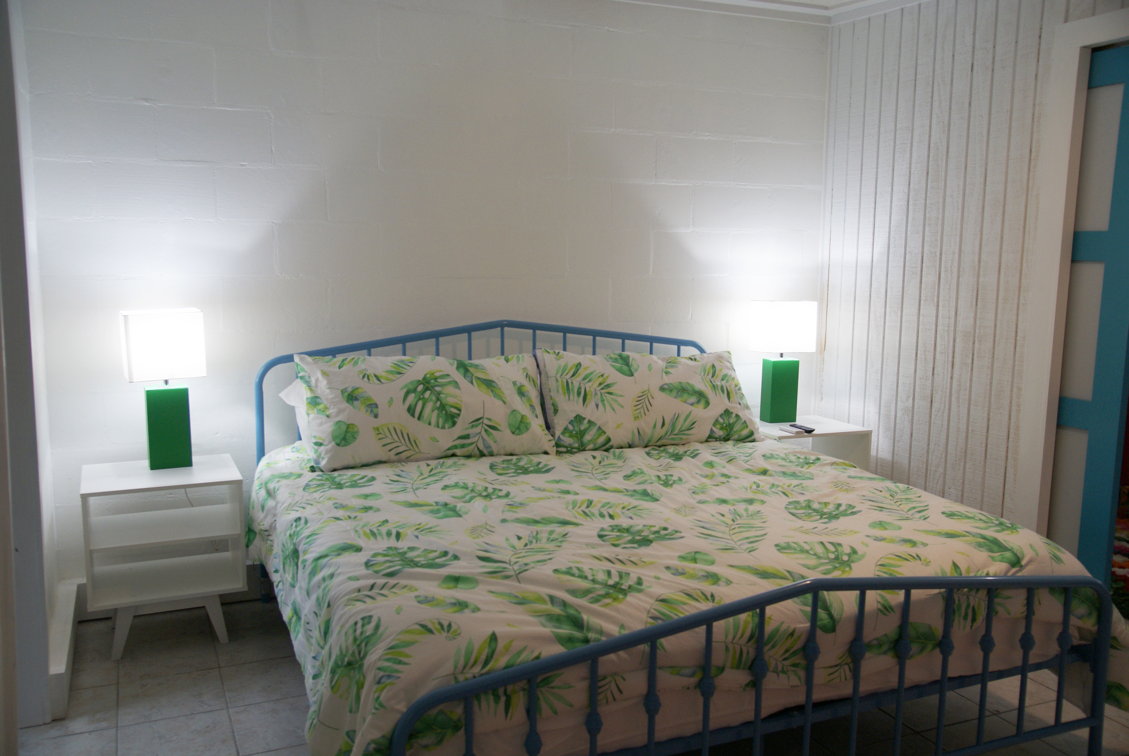 Palm Suite King Bed. 