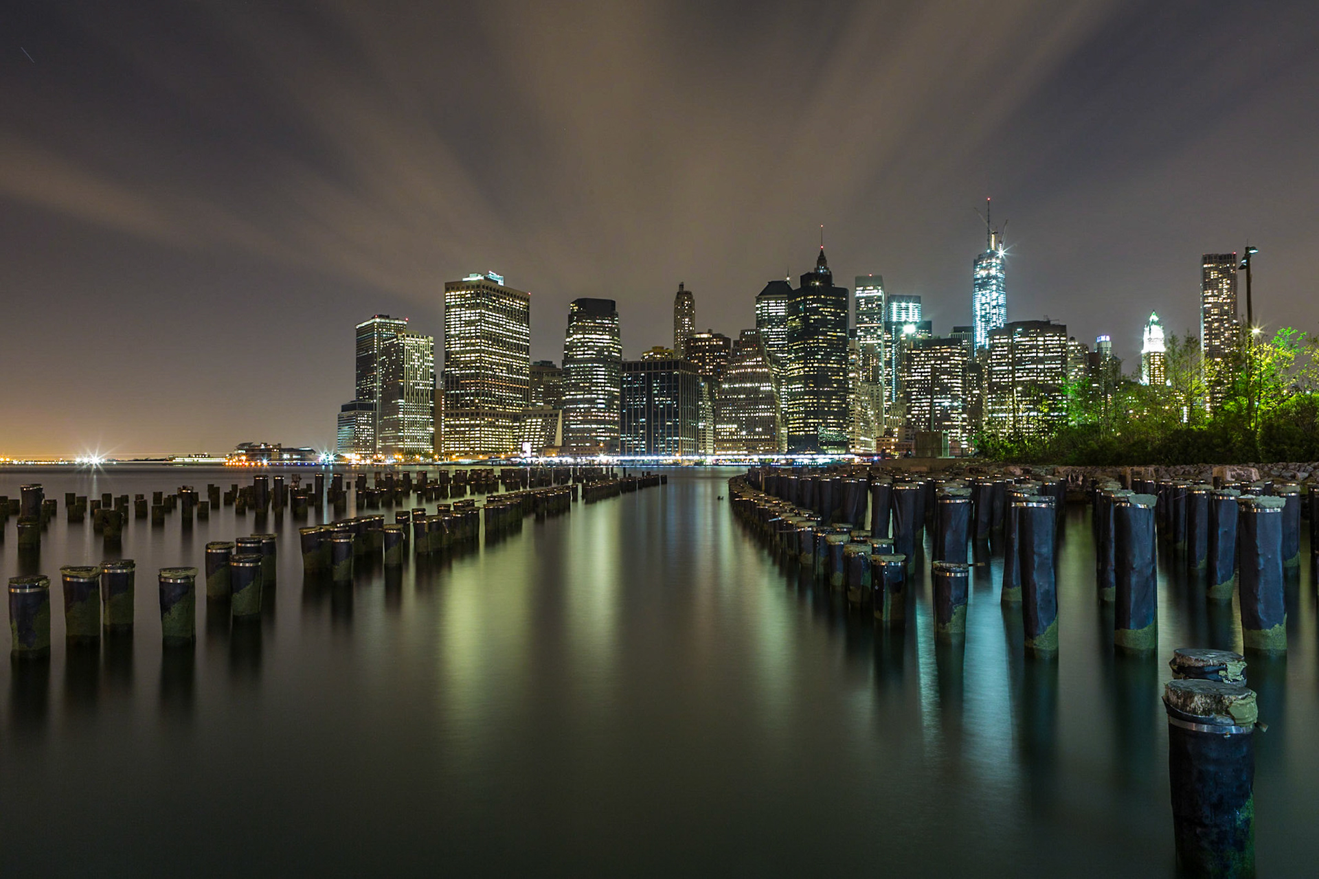 View of Downtown Manhattan from a pole field at Brooklyn Bridge Park